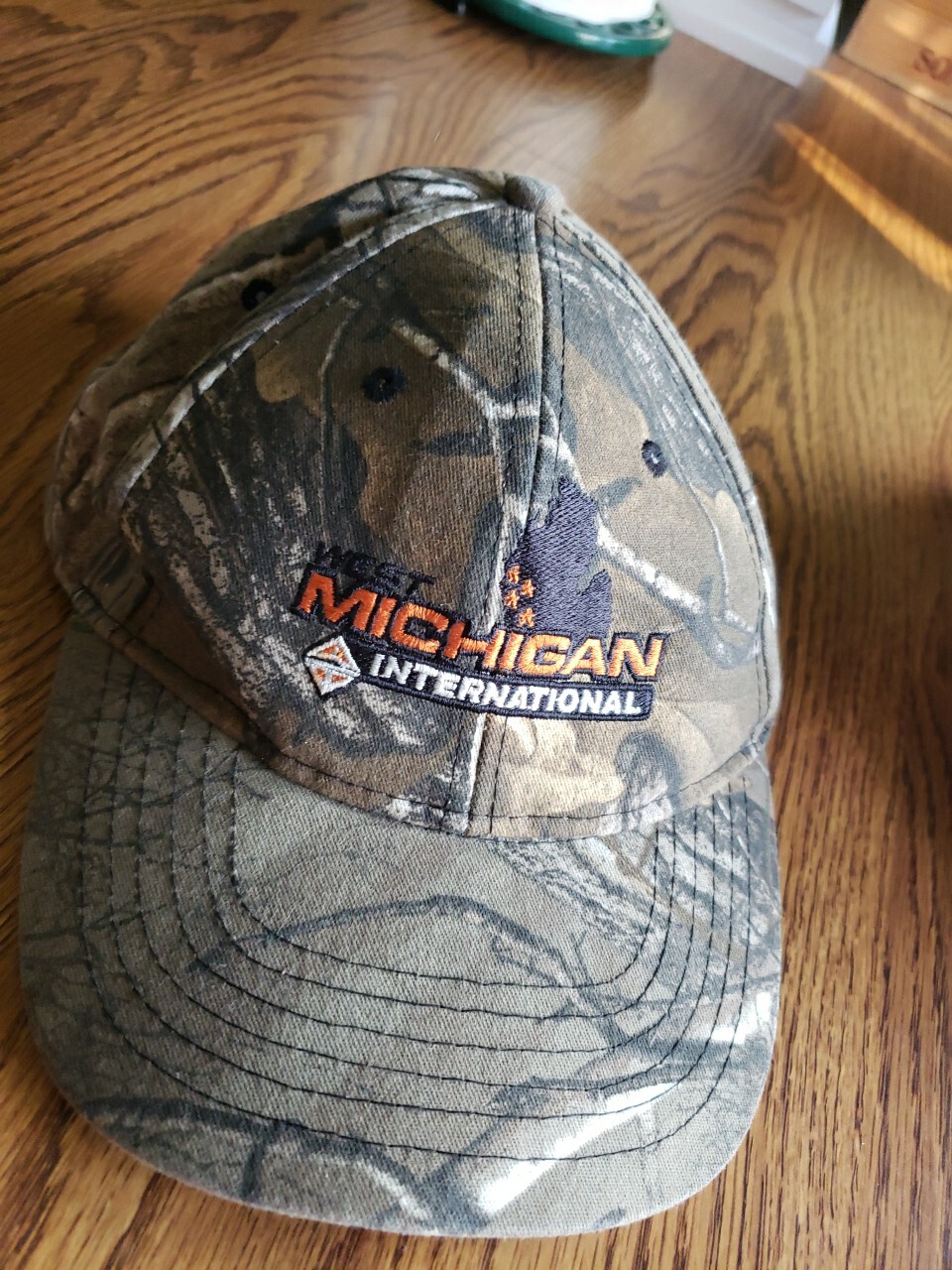 West Michigan International Adult Realtree Camo Baseball Cap Hat Adjustable VGC