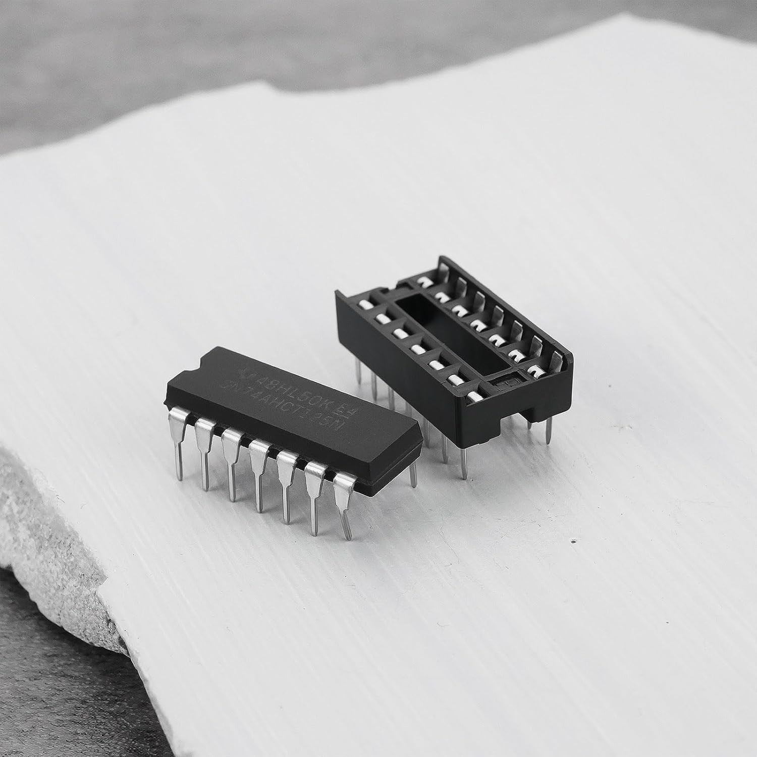5 Sets SN74AHCT125N Quad Bus Buffer Three State Outputs Chips Sockets Digital