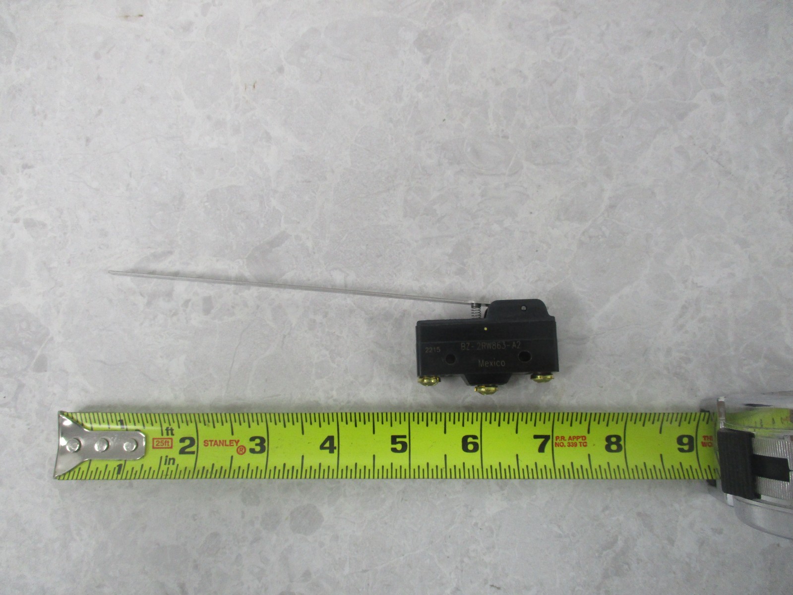 HONEYWELL BZ-2RW863-A2, LARGE BASIC SWITCH, 15A, XA0033