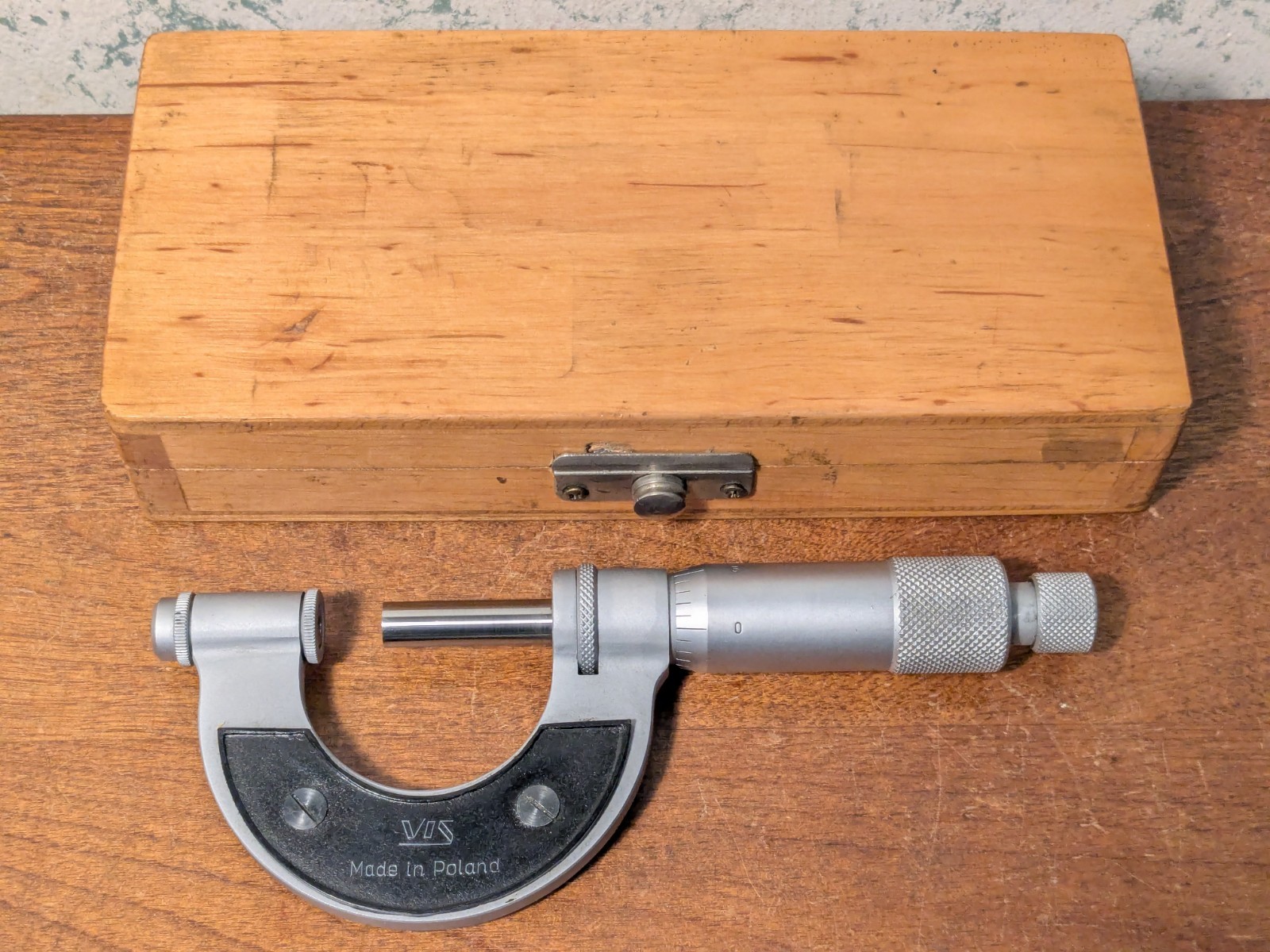 VIS 0-1 Inch THREAD PITCH MICROMETER w/ 6 ANVIL SETS