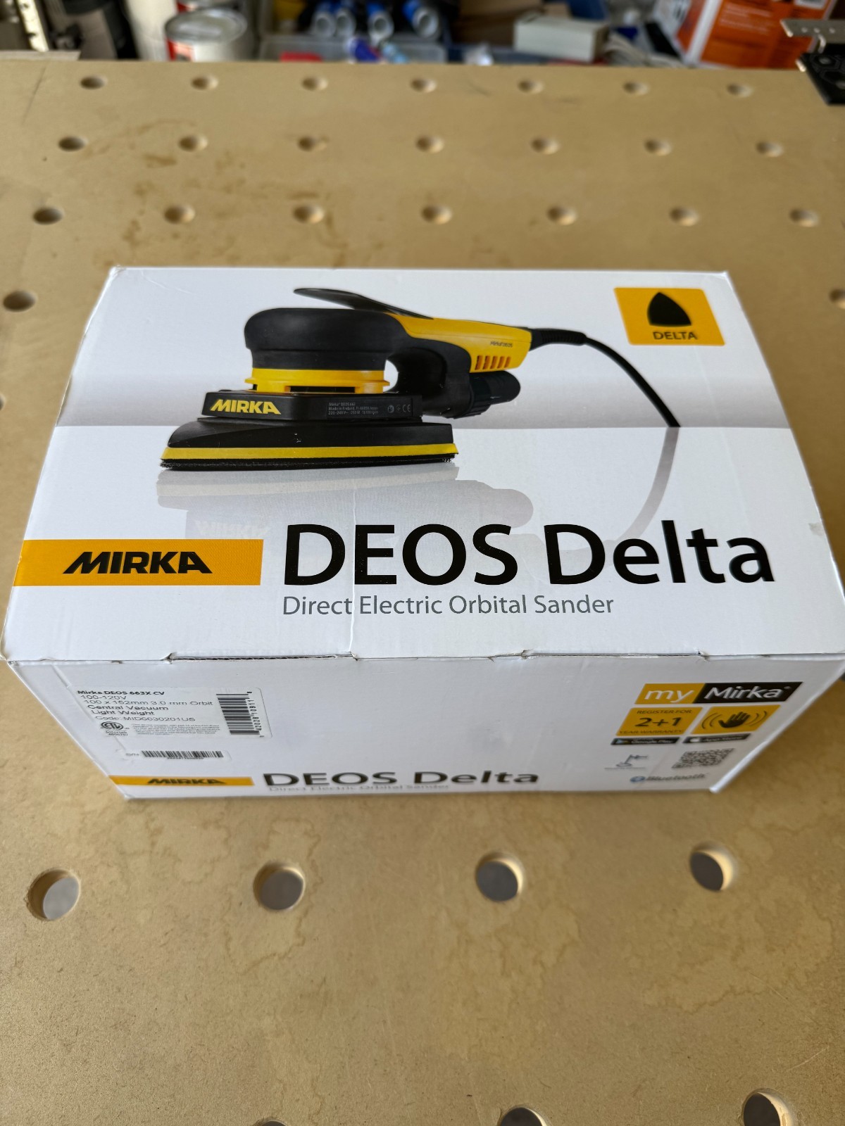 Mirka DEOS Delta Electric Orbital Sander 663X CV, Central Vacuum 4 x 6 x 6 in.