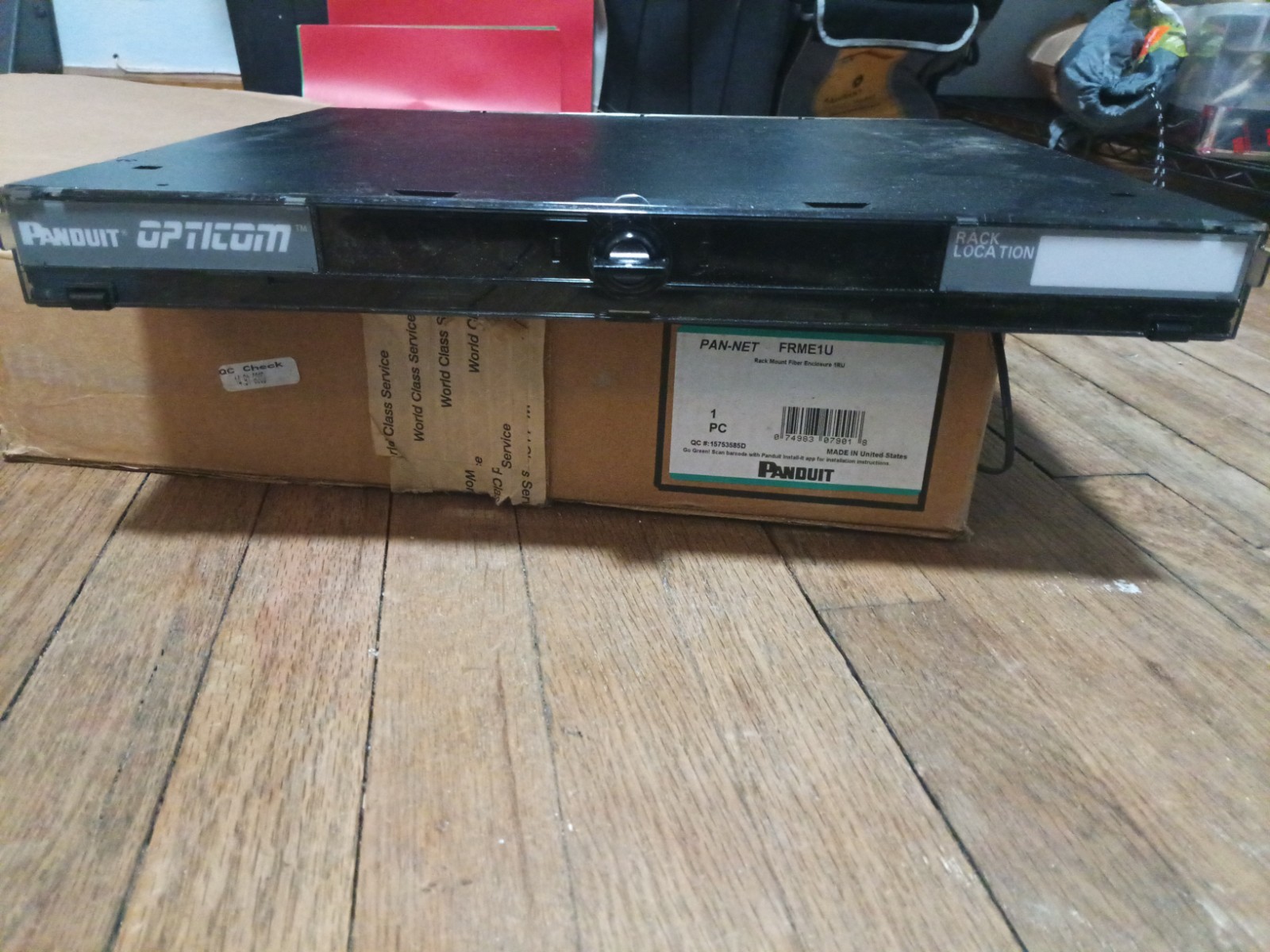 Panduit FRME1U Opticom 1RU Rack Mount Fiber Enclosure Open Box w/ Hardware
