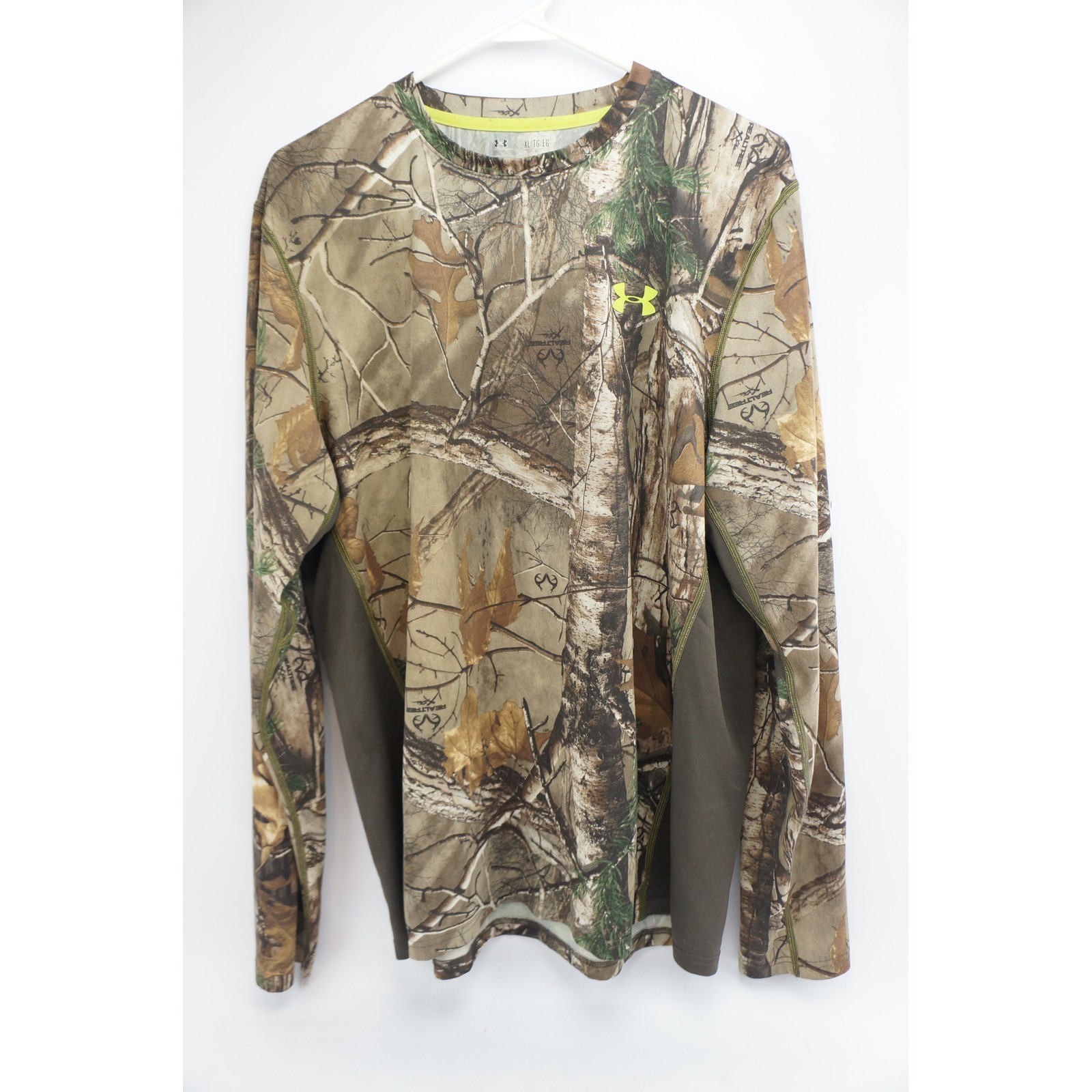 Under Armour Realtree Camo Long Sleeve Shirt Men's XL Loose HeatGear