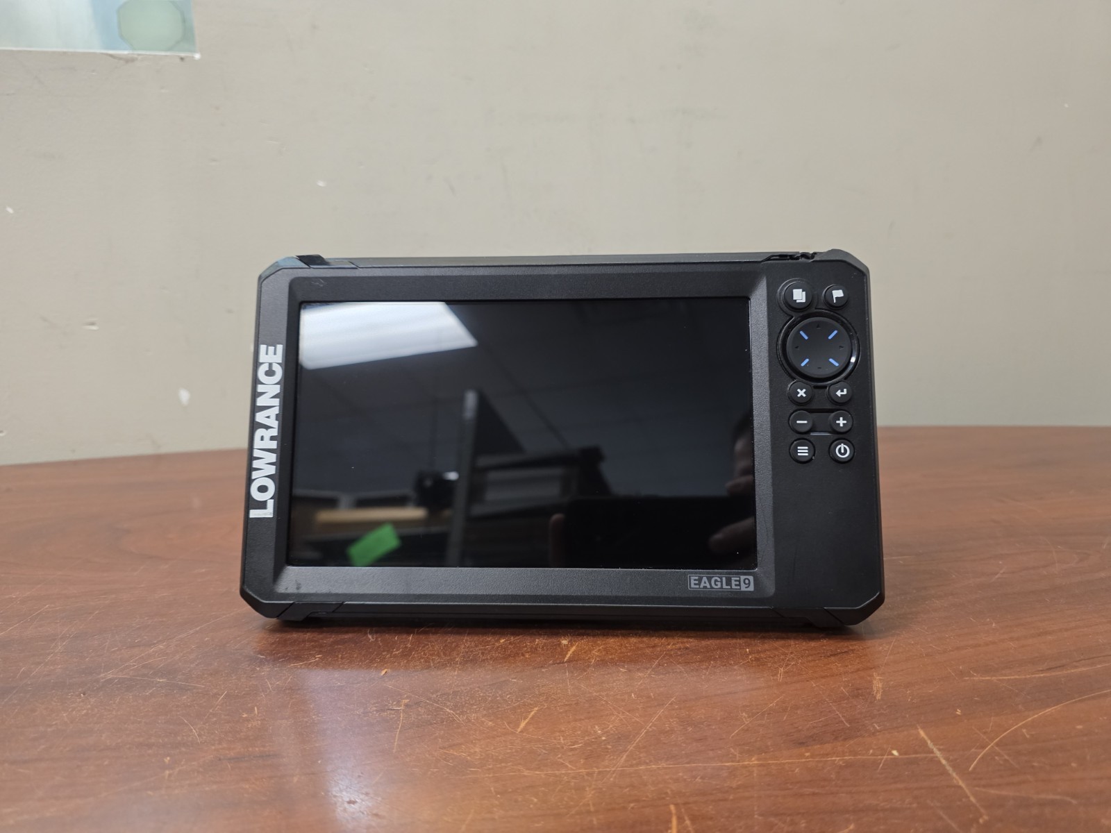 Lowrance Eagle 9 Black 9" Fish Finder DISPLAY ONLY