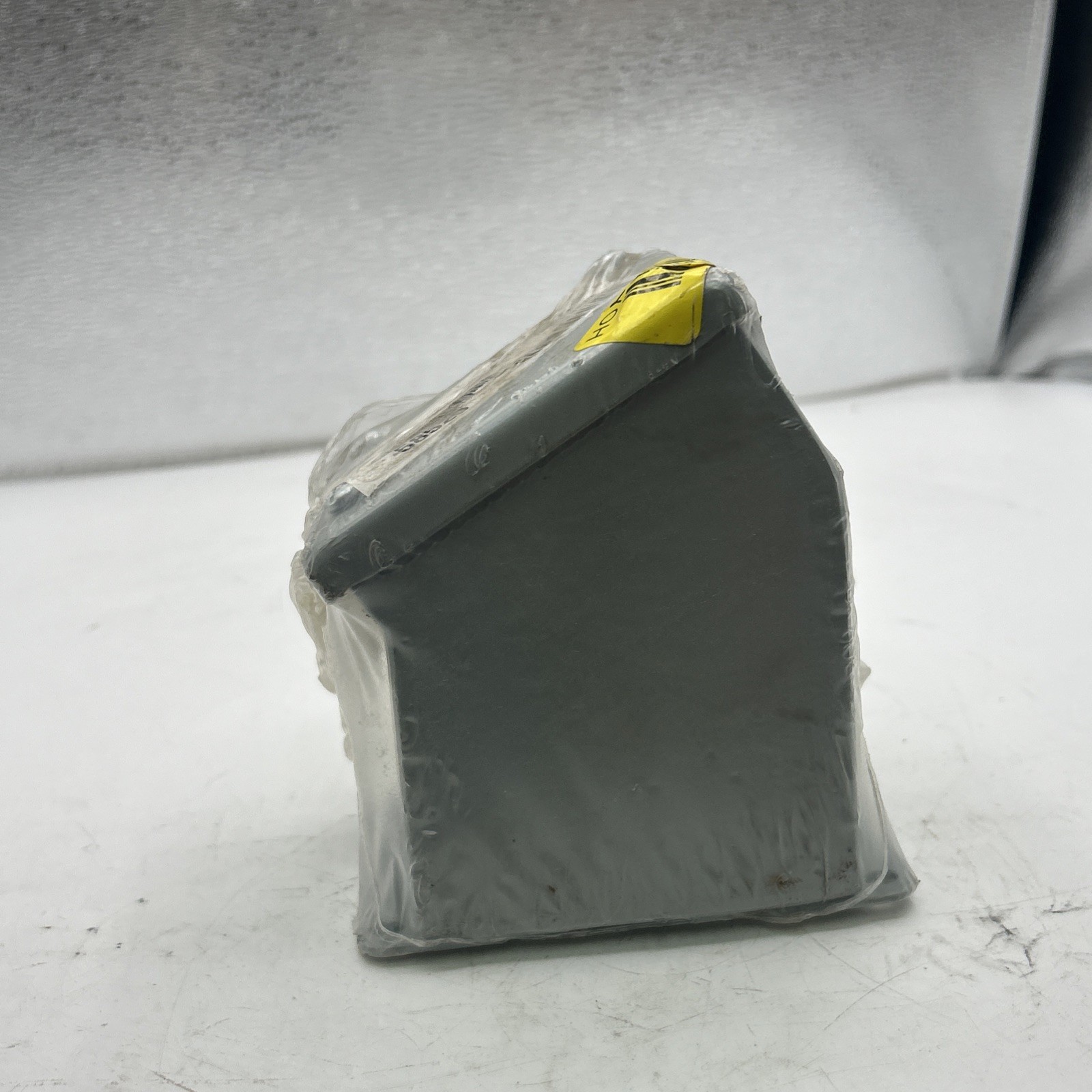 HOFFMAN E1PBA PUSH BUTTON ENCLOSURE See Pics 30 Day Warranty