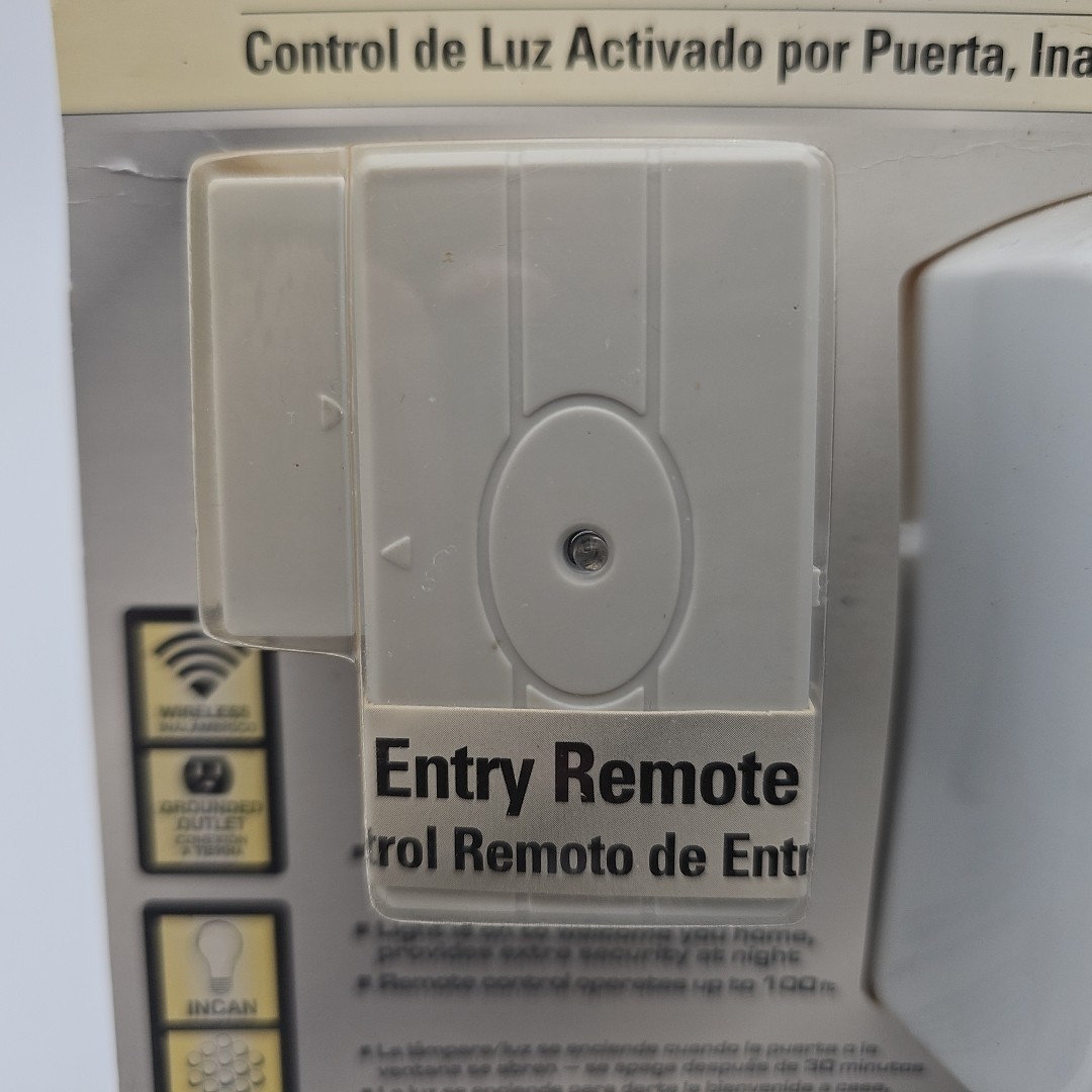 Wireless RF Door Entry with Receiver Lighting Control By Defiant with Batteries