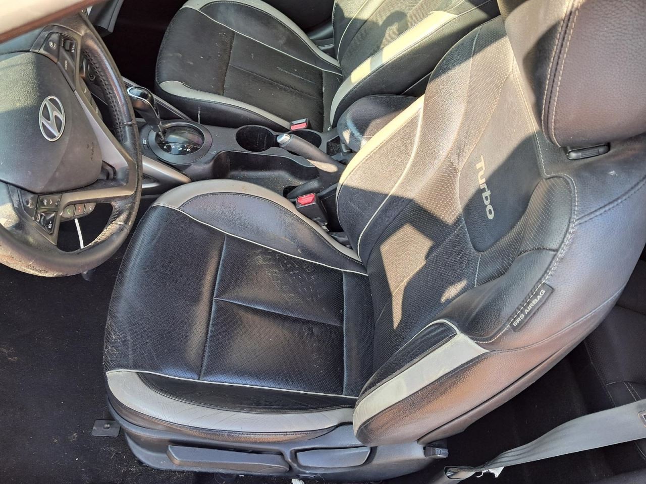 VELOSTER 2013 Glove Box 4797097