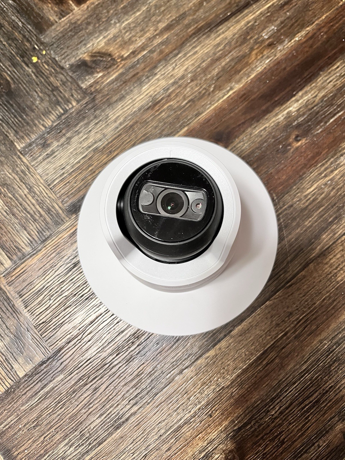 Axis M3106-LVE MKII 4MP Network Camera With Trim Package