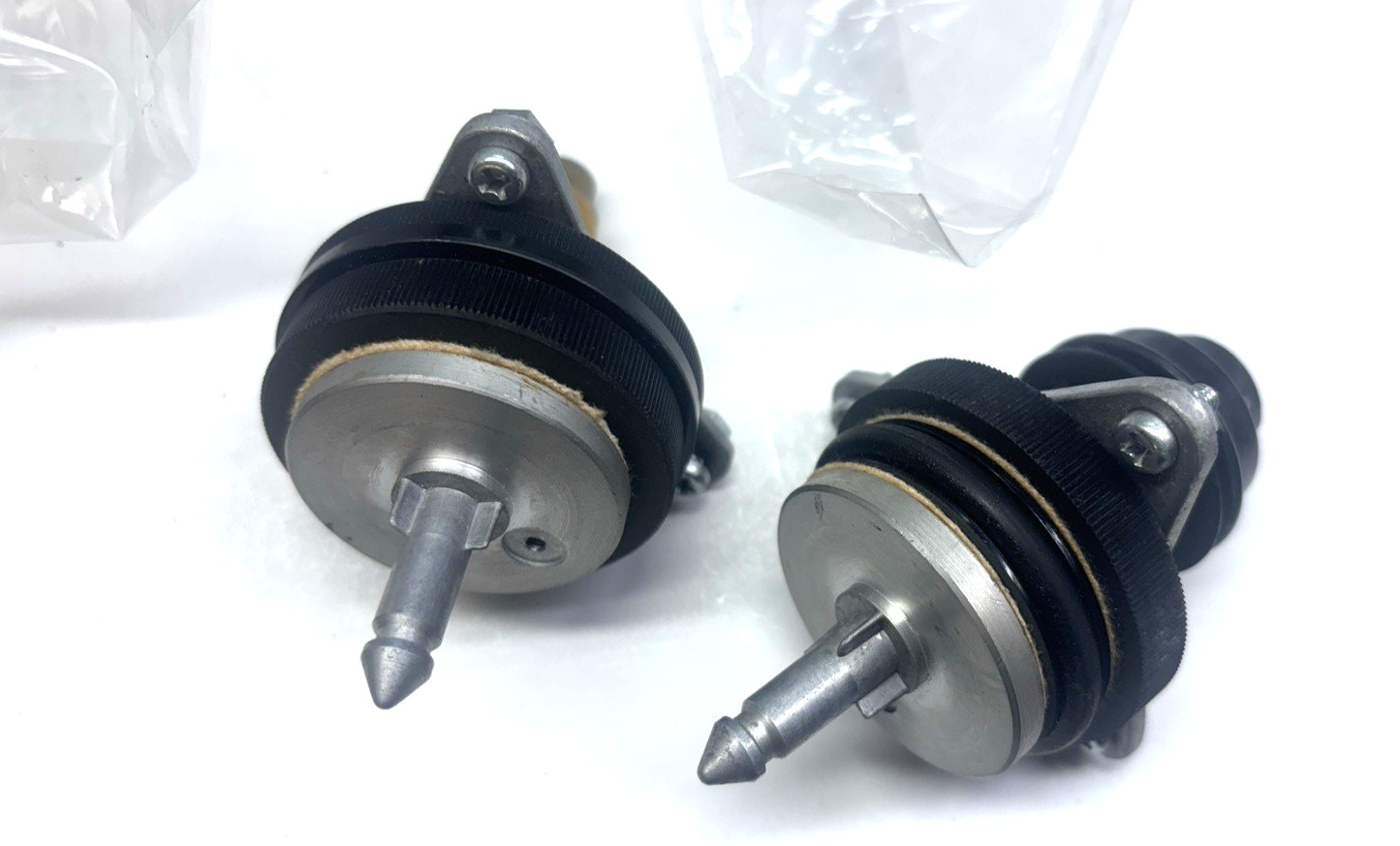 AKAI 1710 Open Reel to Reel -Tape Deck PART - OEM -  PAIR SPINDLE