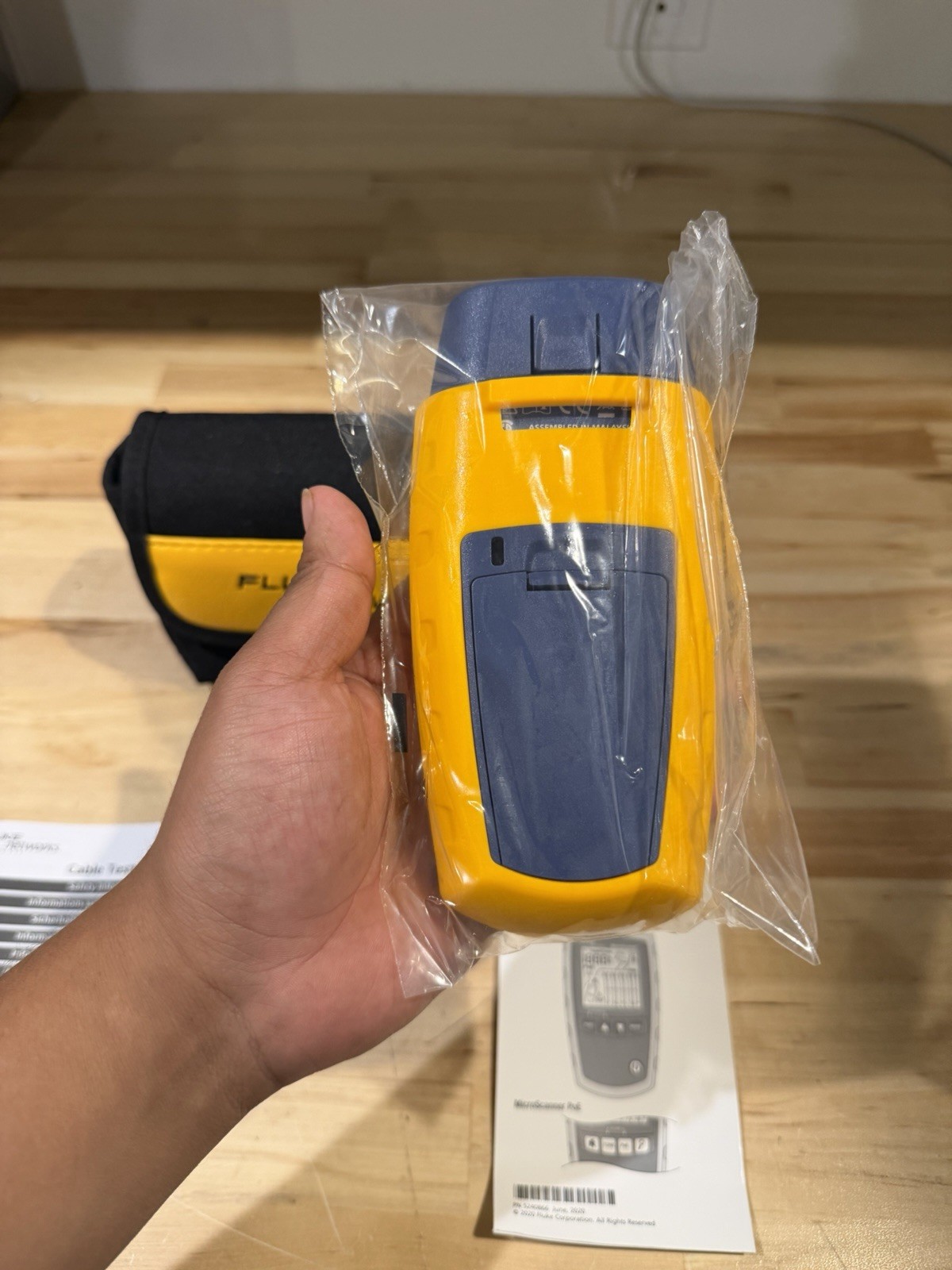 FLUKE NETWORKS MICROSCANNER 2 CABLE VERIFIER TESTER (TESTED)