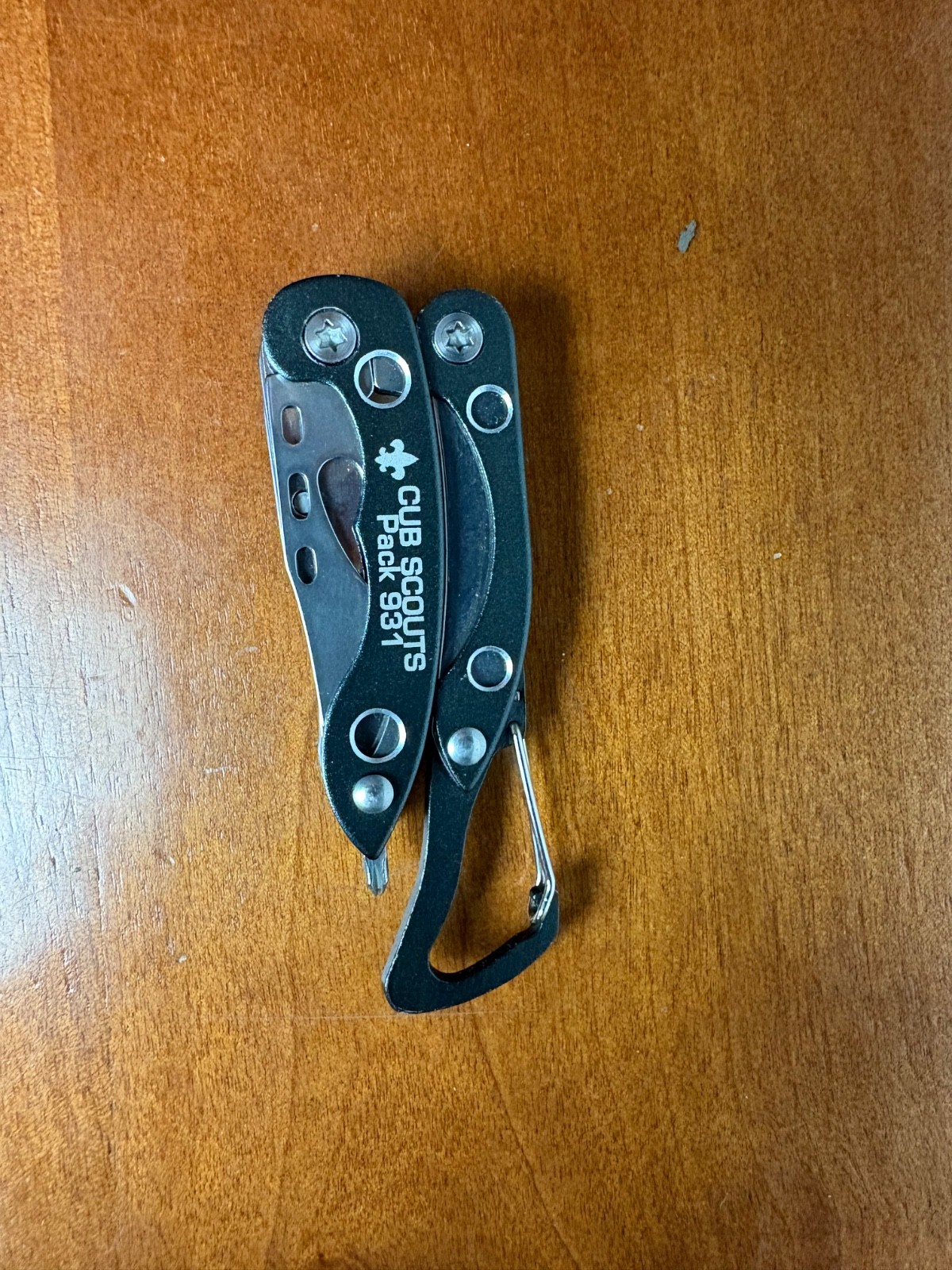 Cub Scouts Pack 931 Multi-Tool Pocket Knife Carabiner Pliers & Sheath Black