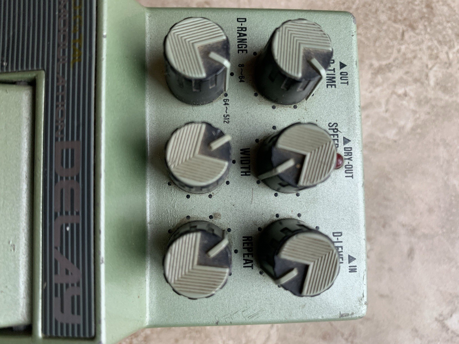 Ibanez DML Digital Modulation Delay Guitar Effects Pedal for Electric Guitar