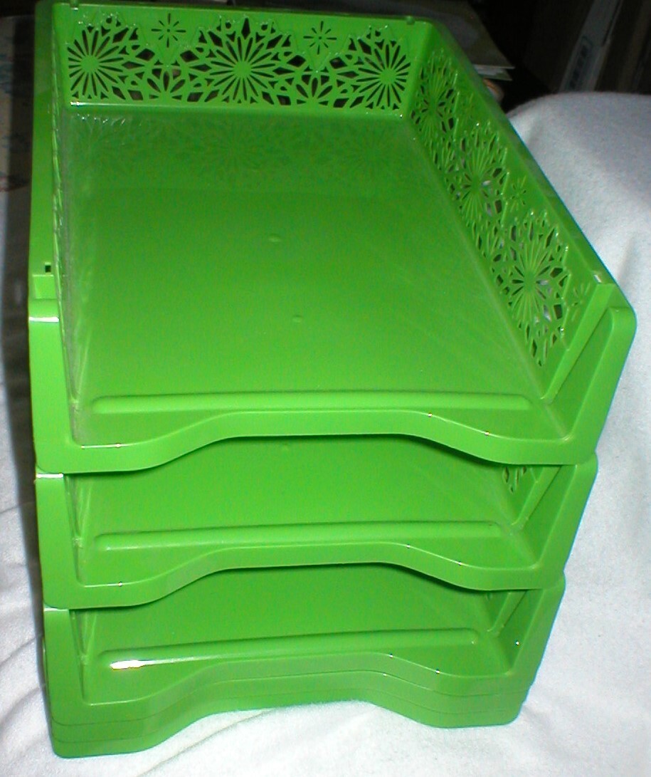 6 GREEN FLORAL LETTER SIZE TRAYS STACKING SOLD AS IS