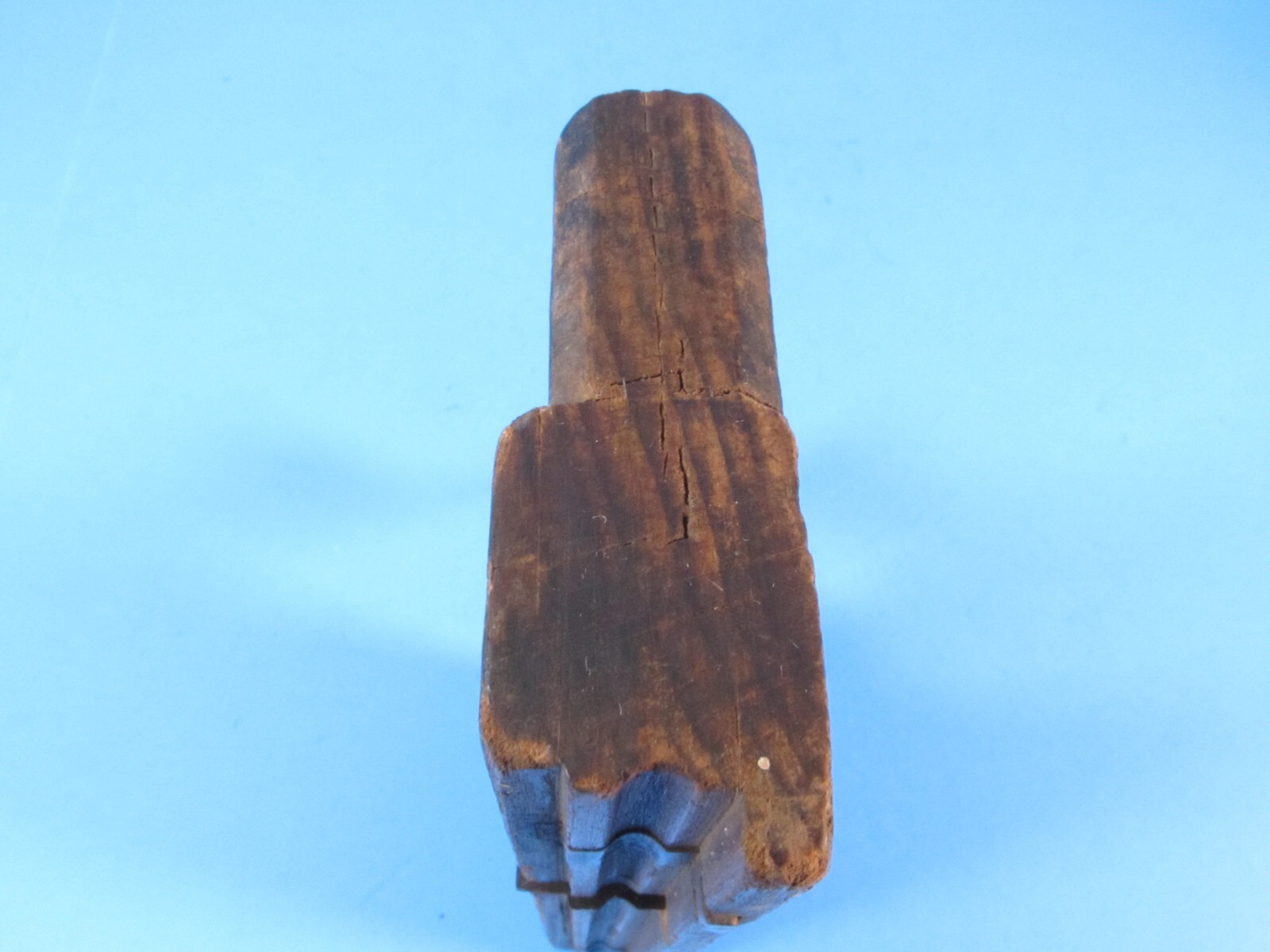 early astragal wood molding plane no maker w/ intermittent boxing & 8-3/8" long