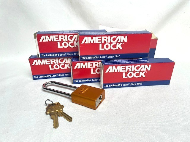 6 NEW American Lock Padlock & Keys, A1100 Keyed Alike XNLy3 Unused w/ Box Set