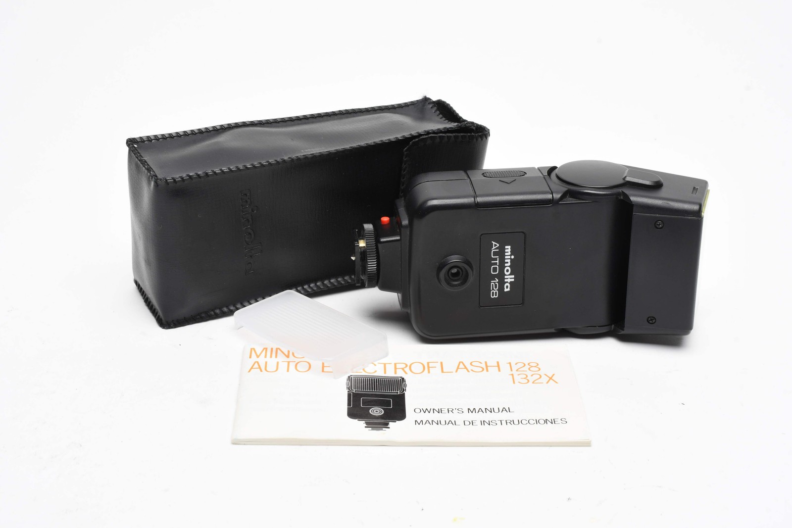 Minolta Auto 128 electronic flash, nice & clean, tested, w/Case+Manual+Diffuser