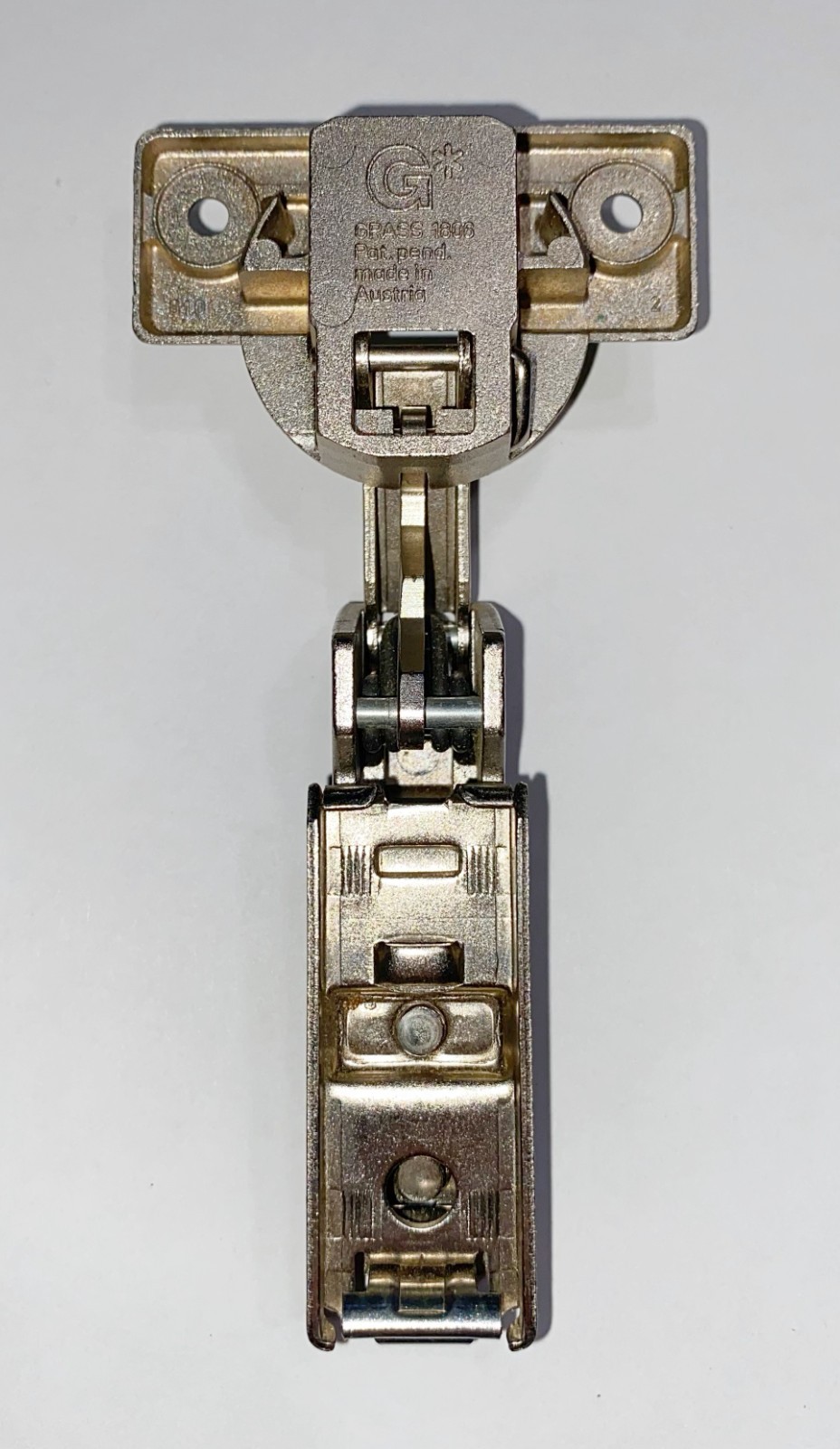 GRASS Hinge 1806, Clip On, 90°,Self Close,Full Overlay with "44"mounting plate.