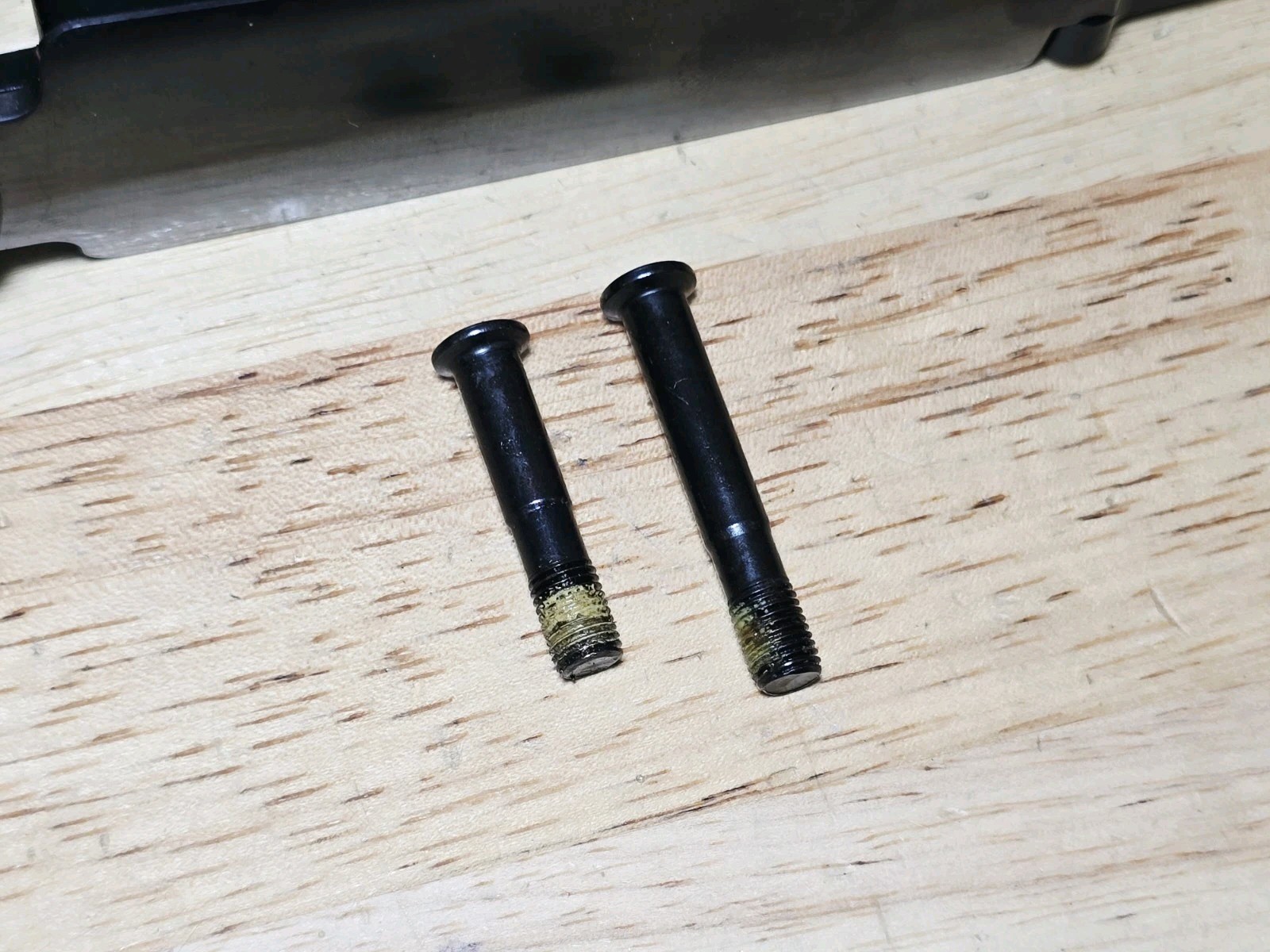 Winchester Model 70 Rifle SHORT Action Floorplate Assembly Post 64