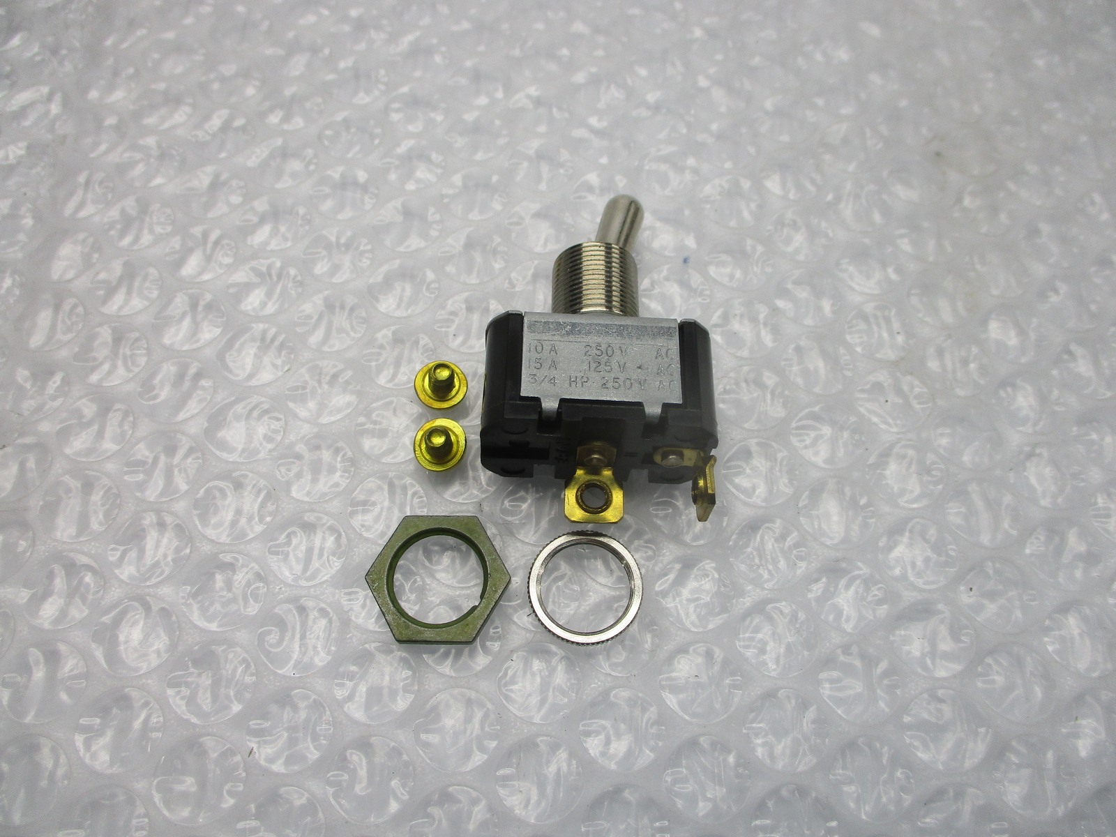 CARLING 3/4 HP125-250VAC TOGGLE SWITCH NSNP