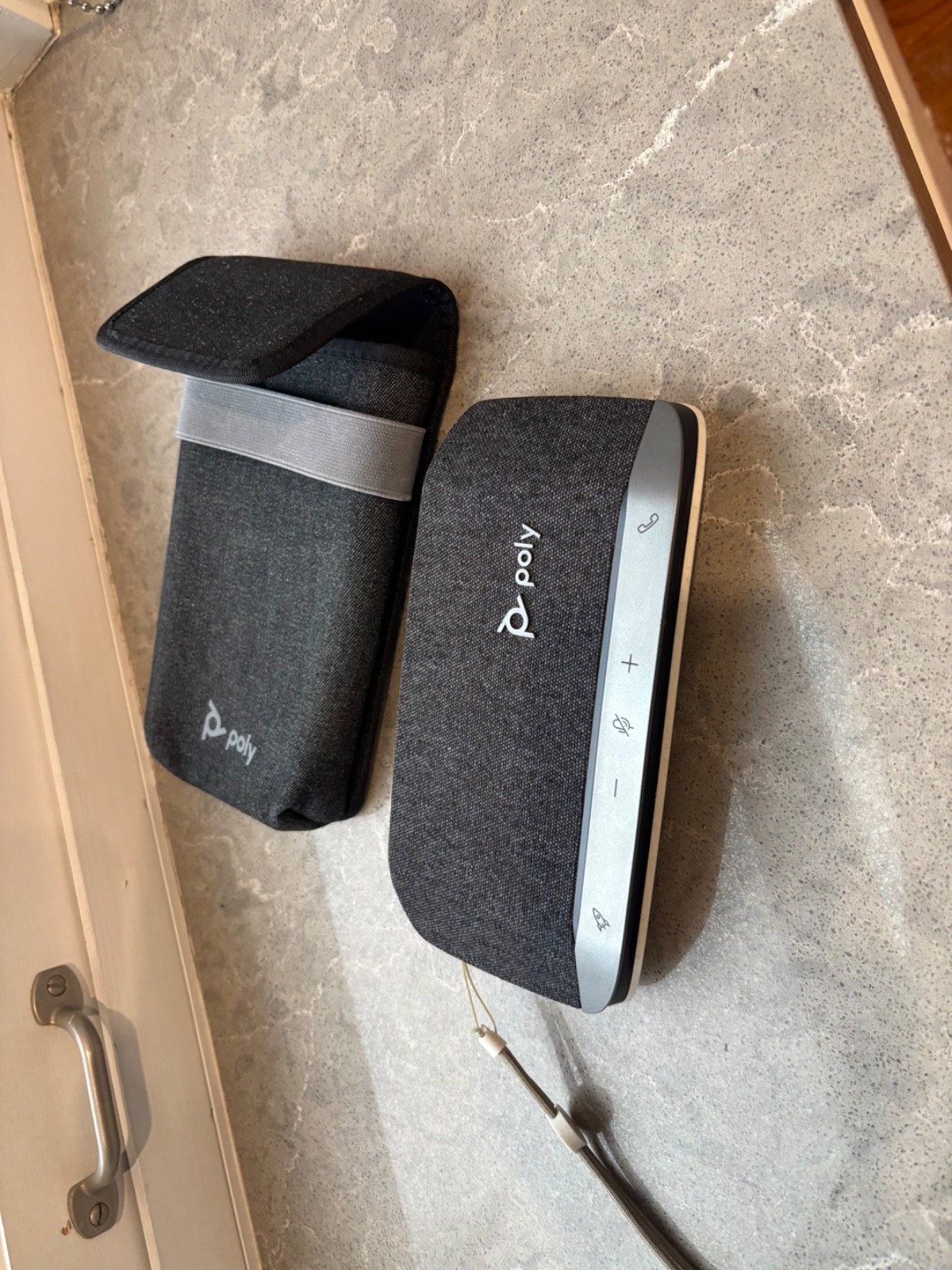 Poly Plantronics Sync 20 SY20 USB-A Bluetooth Smart Conference Speakerphone