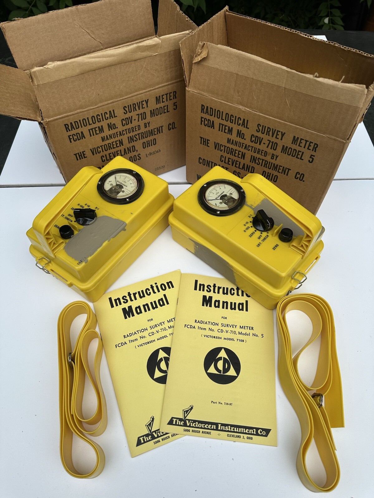Lot of 2 - Victoreen 710B Civil Defense CD-V-710B Model 5 Radiation Survey Meter