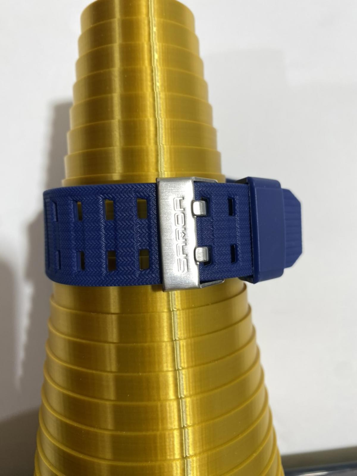 Blue Sport Watch with Digital and Analog Display