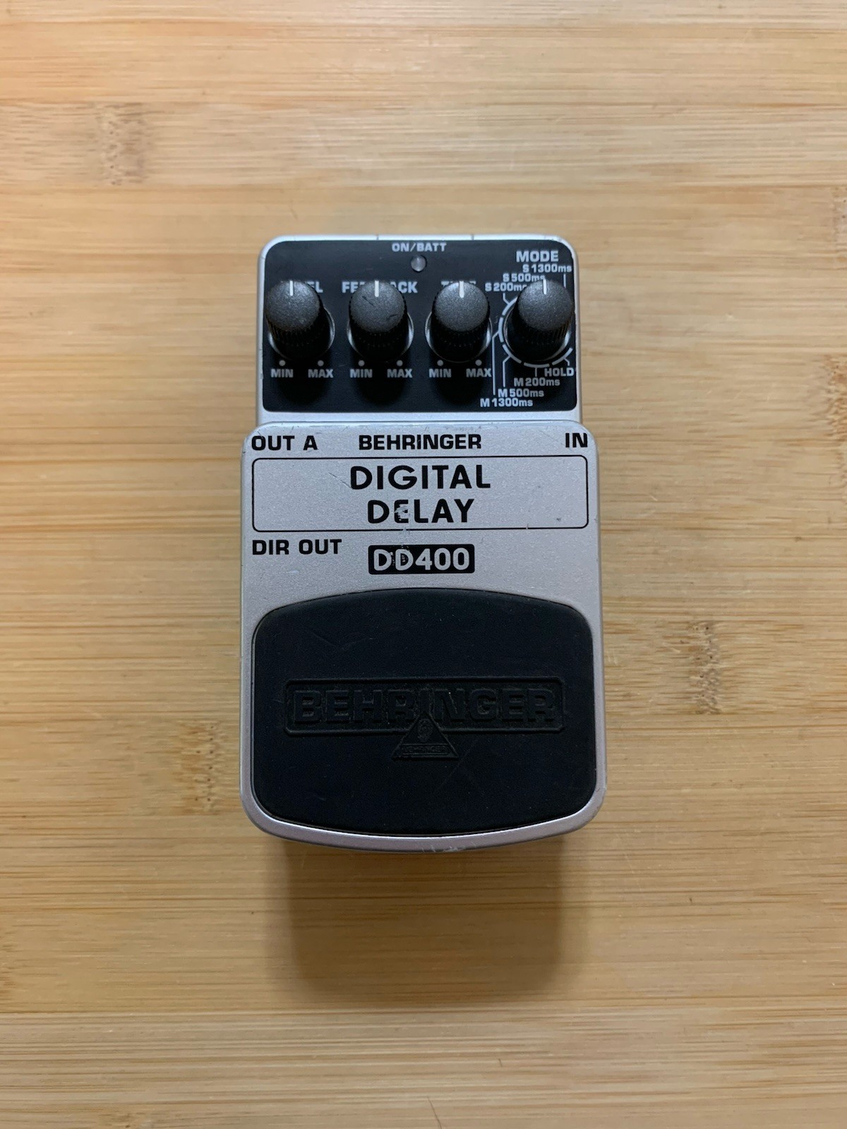 Behringer DD400 Digital Delay Guitar Pedal