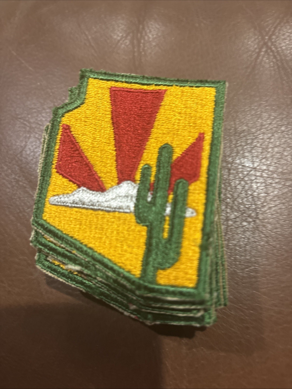 Army shoulder color  ARIZONA  NATIONAL GUARD HQ PATCH