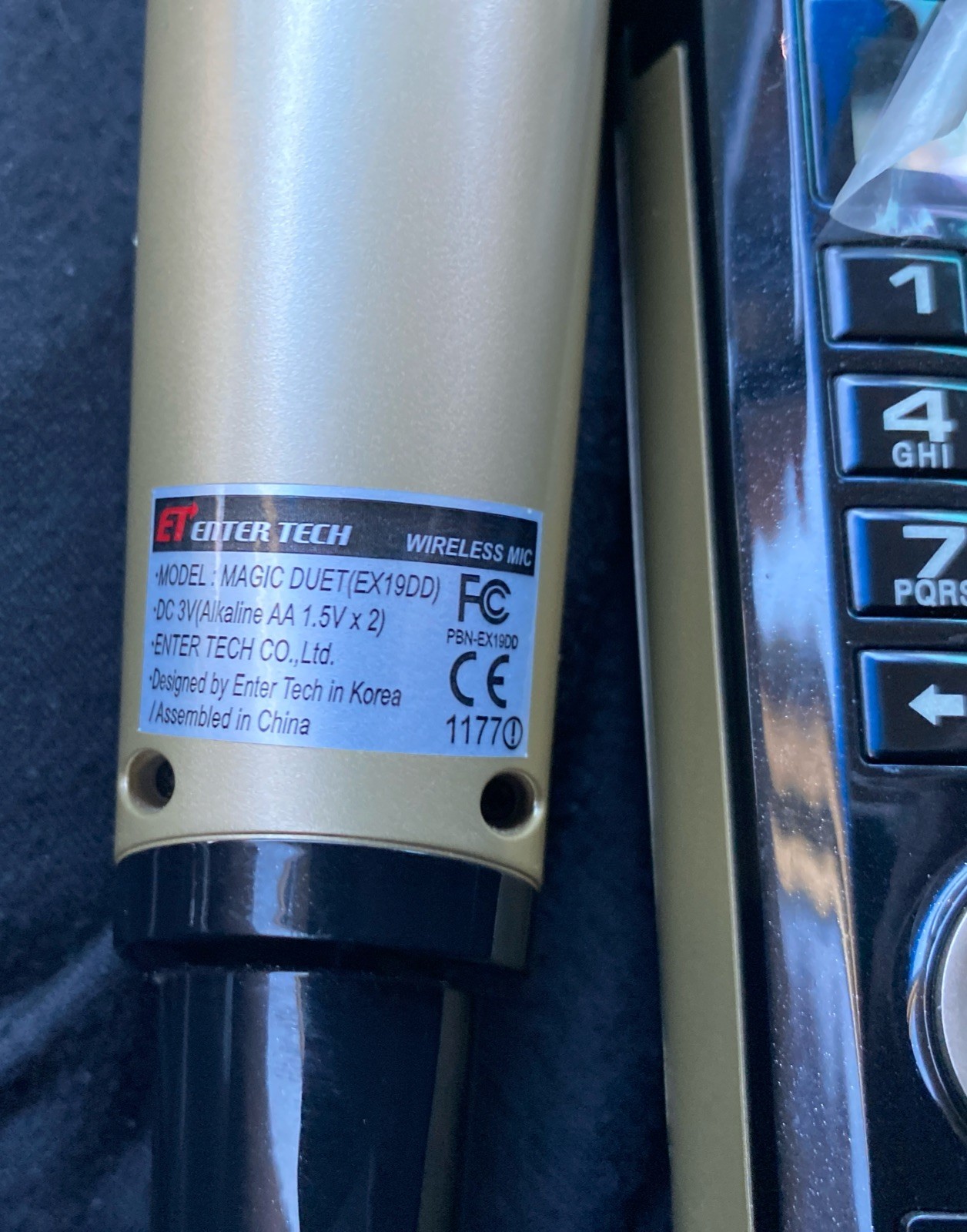 Diamond Magic Sing ET19KV With 2 Microphones UNTESTED