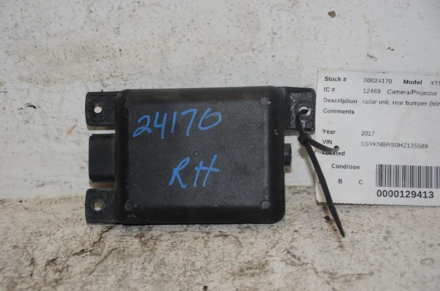 2017-2020 CADILLAC XT5 Rear Blind Spot Alert Radar Unit Opt. UKC RIGHT    828878