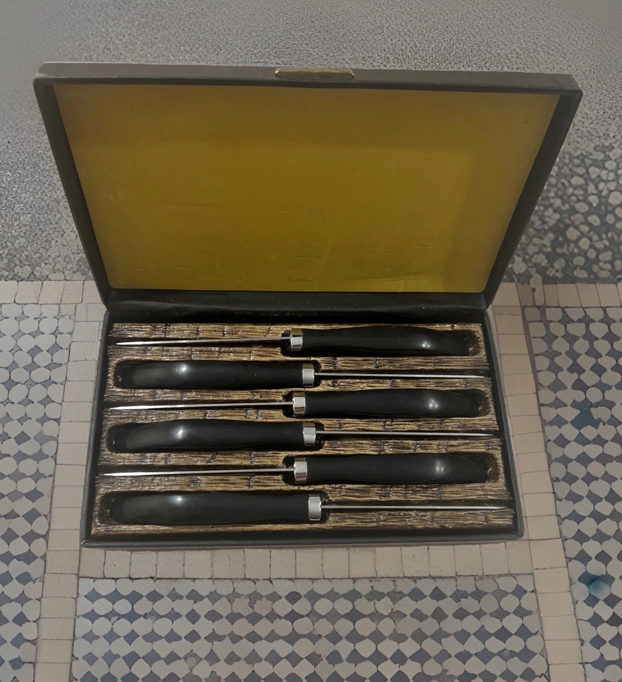 Vtg Mid Century Set (6) WEST BEND S.S. Steak Knives Orig. Box Lightly Used USA