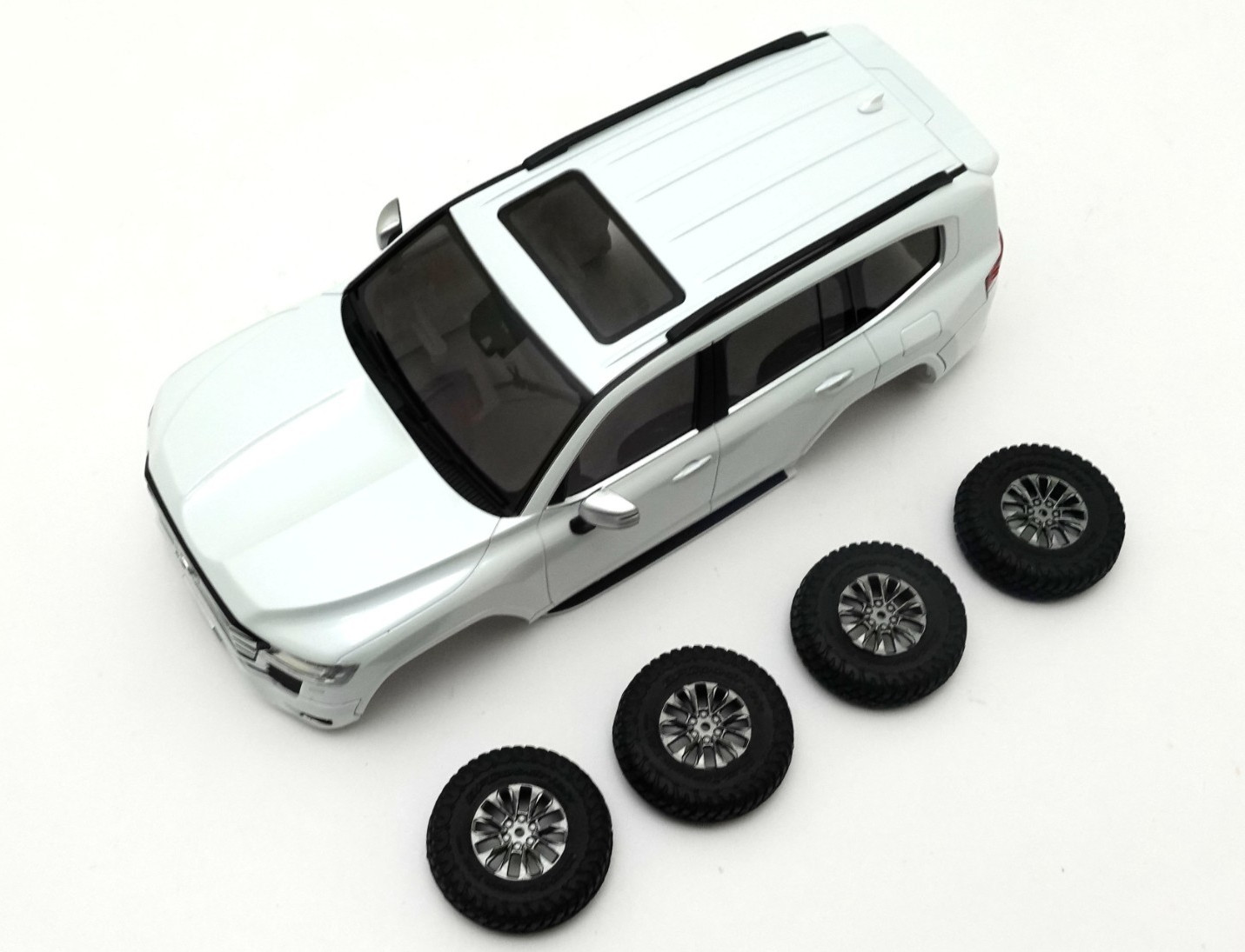 MX-01 Toyota LAND CRUISER 300 Precious White Pearl MXBT12PW