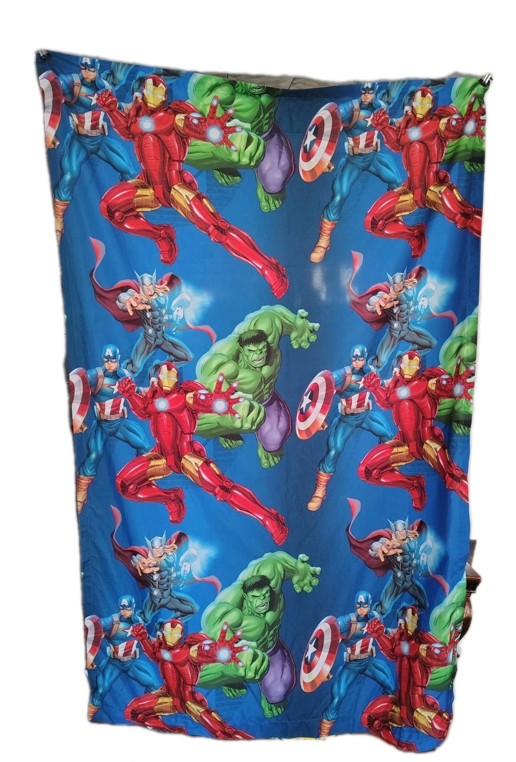 Marvel Avengers Curtain And Pillowcase