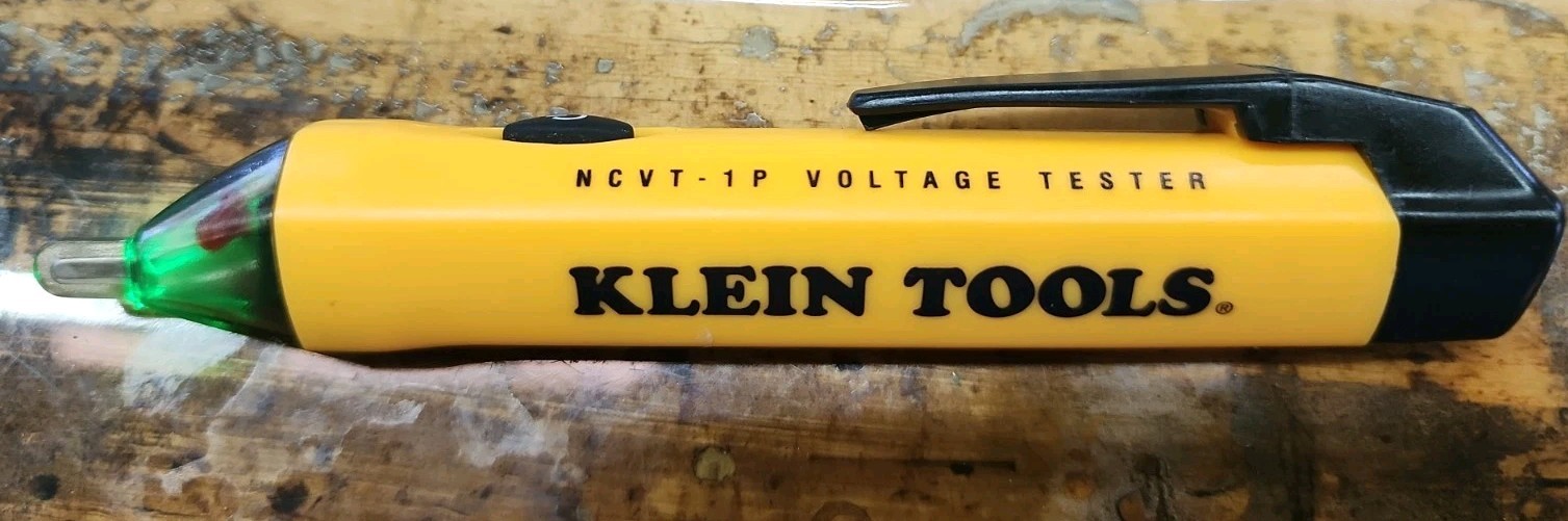 Klein Tools NCVT1P 50V to 1000V AC Non-Contact Voltage Detector Pen
