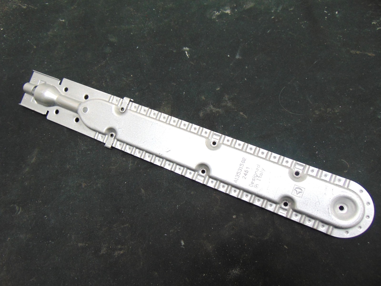 Frigidaire Gas Range GCFG3060BF Burner 5304528076