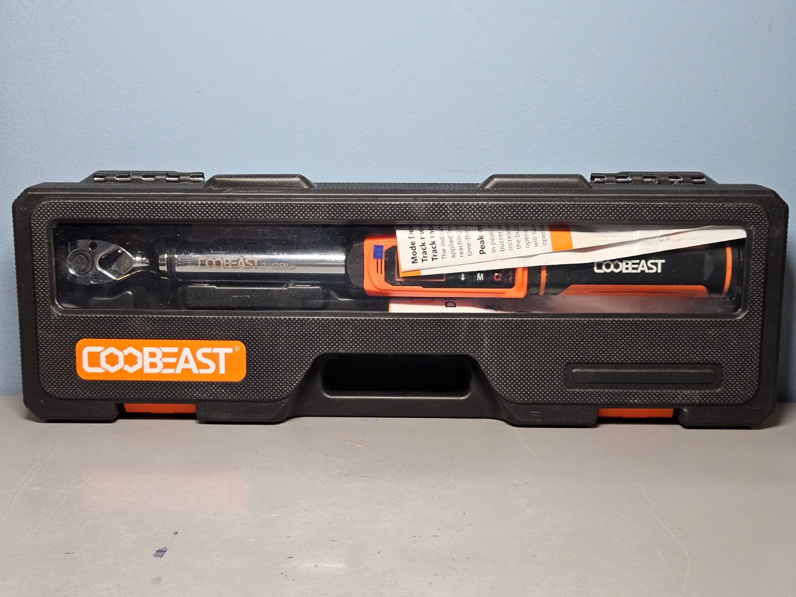 Coobeast 3/8" Drive Digital Torque Wrench 3-135 Nm Electronic w/ Case & Manual