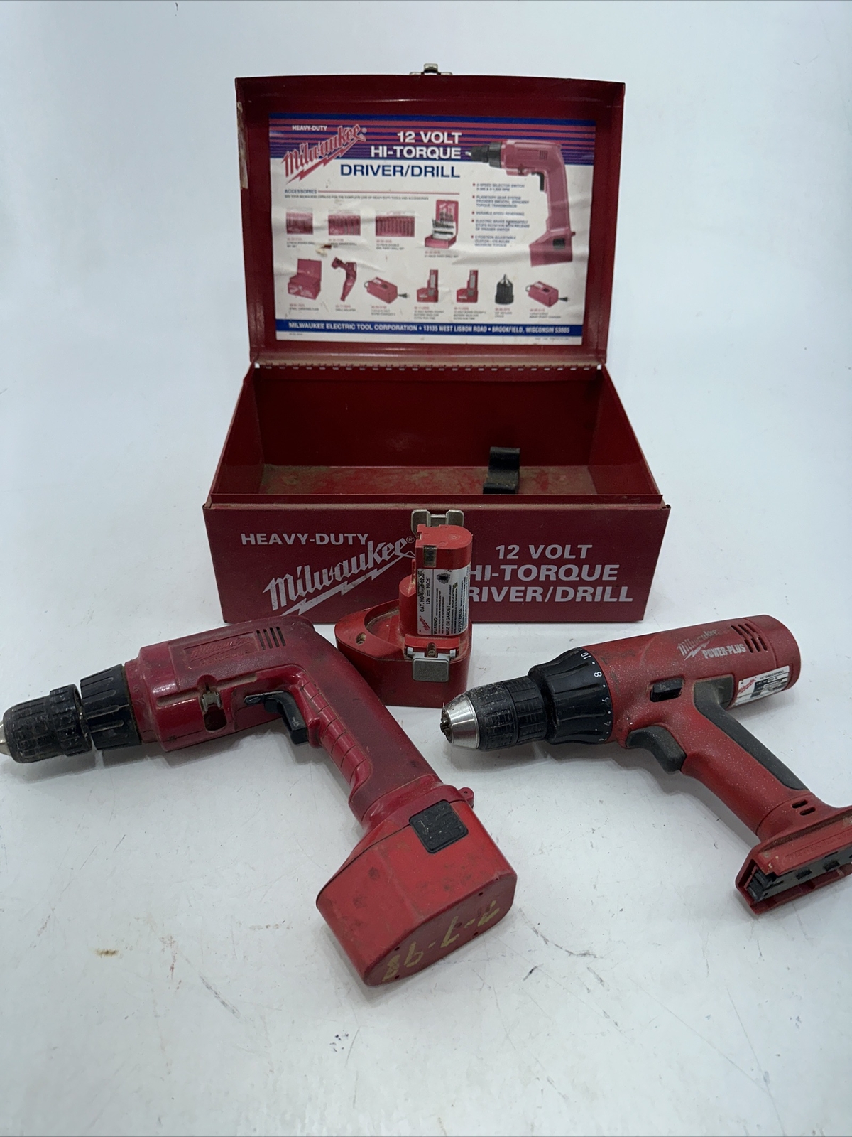 Vintage Milwaukee Hi-Torque 0401-1 12V Cordless 3/8” Drill 0522-20 Case Untested