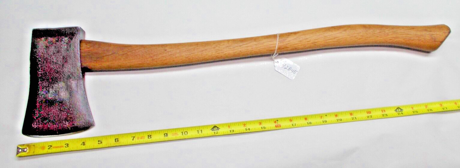 AXE, PLUMB VICTORY AXE 1943 / 1945 ERA, Issued to Commemorate Victory WW2