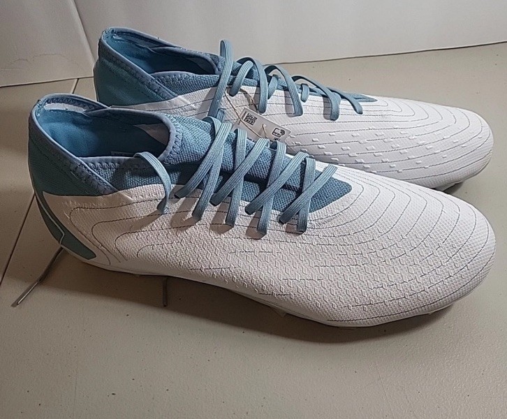 Adidas Parley Predator Accuracy.3 FG White Blue Soccer Cleats MENS 7, WOMENS 8