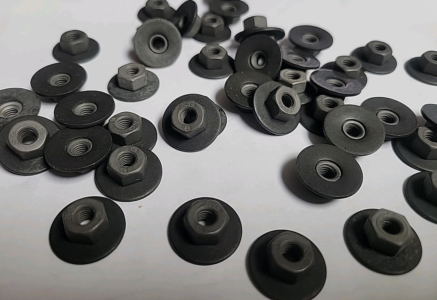 M5-.80 Free Spinning Washer Nut Auveco#15327 OEM#11504614 66pc