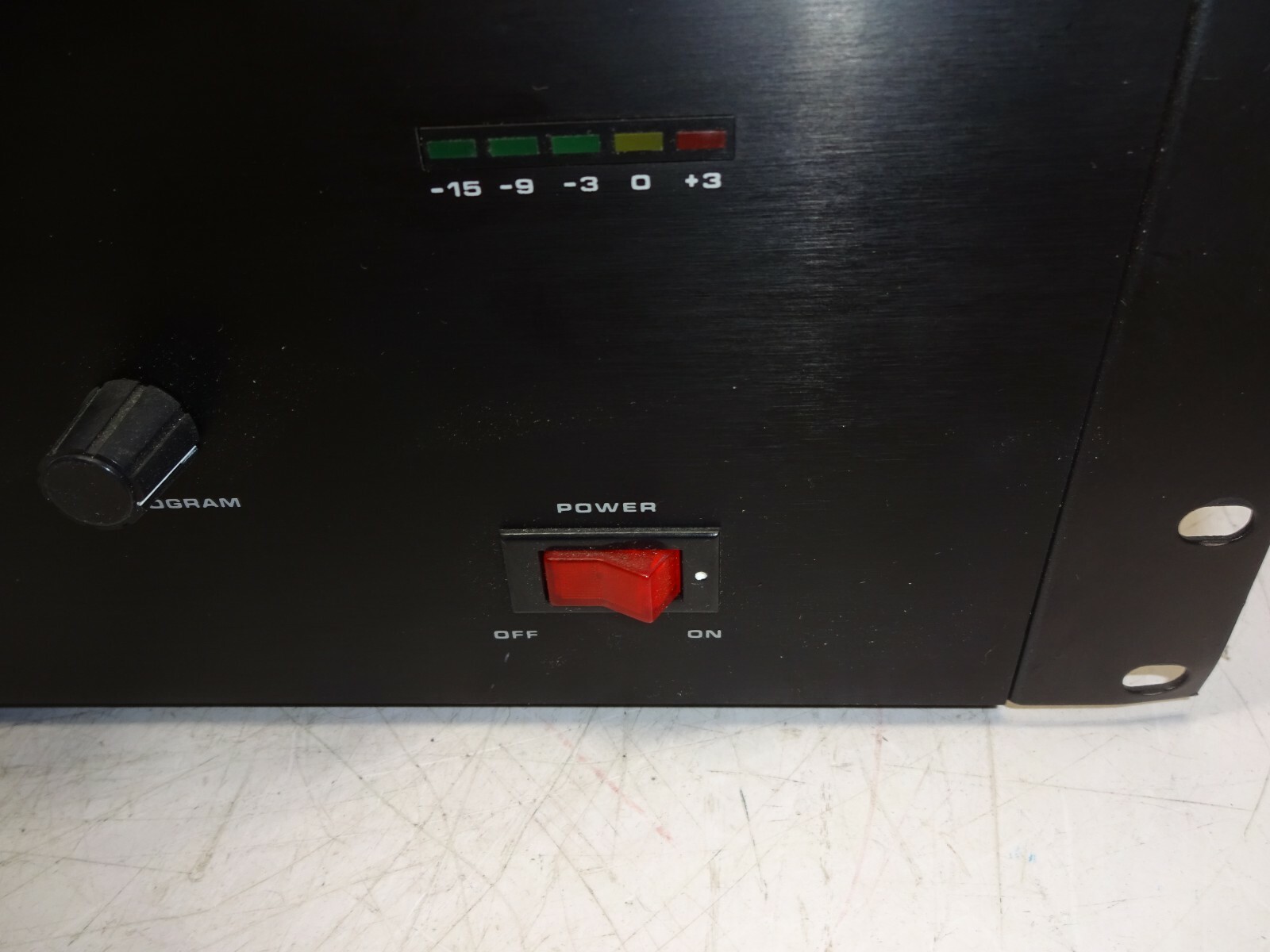 BOGEN DPA-80 POWER AMPLIFIER