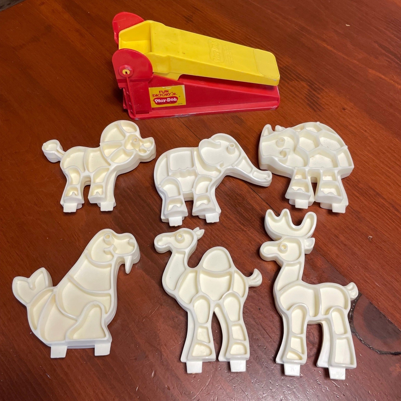 VTG 1970s Play Doh 7PC LOT - Zoo Animals and Fun Factory Jr Extruder Kenner GM
