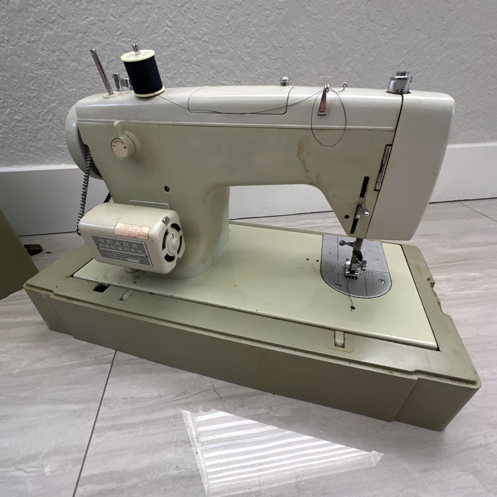 Sears Kenmore Sewing Machine Model 158 W/Pedal & Case (For Parts Or Not Working)