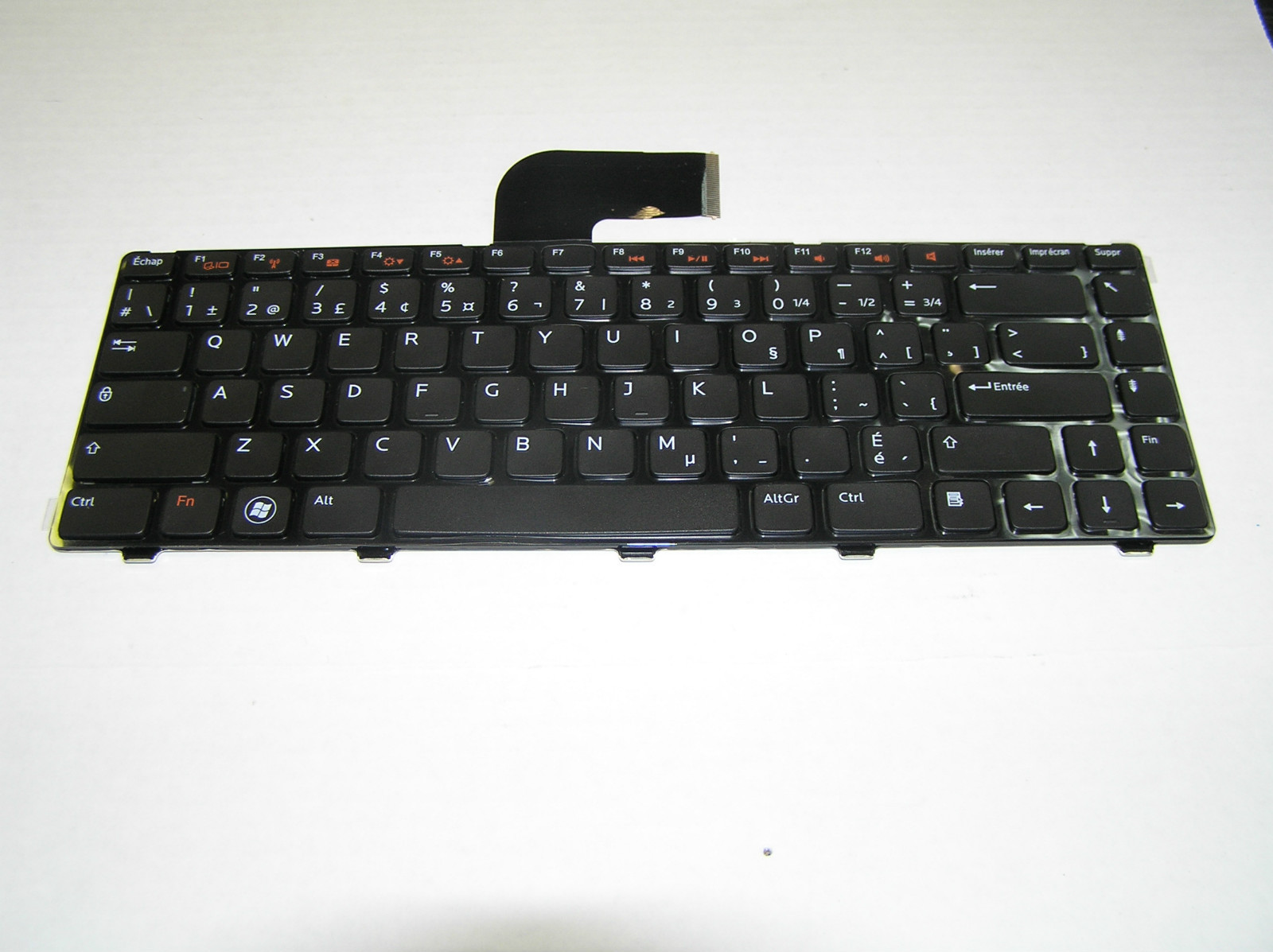 New Genuine DELL  French Canadian Keyboard HP57N KFRTBH209A AER01K110