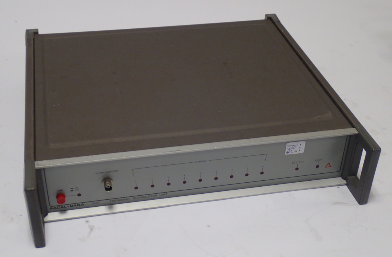RACAL-DANA 9478 10MHz FREQUENCY DISTRIBUTION UNIT OPTION 04B 9 CHANNEL TESTED