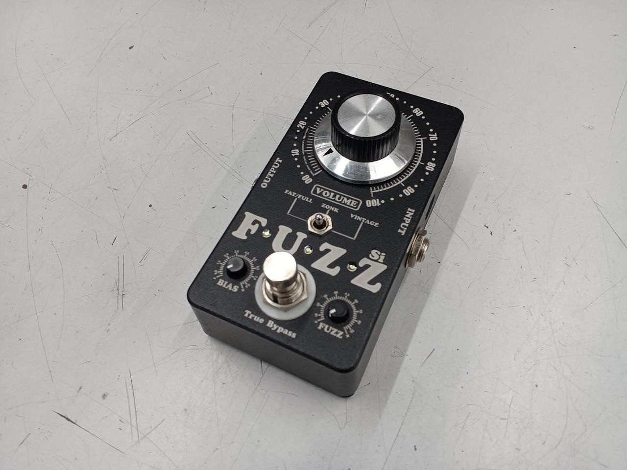 King Tone Guitar miniFUZZ Si Silicon Fuzz Pedal w/Box Manual Tested Japan