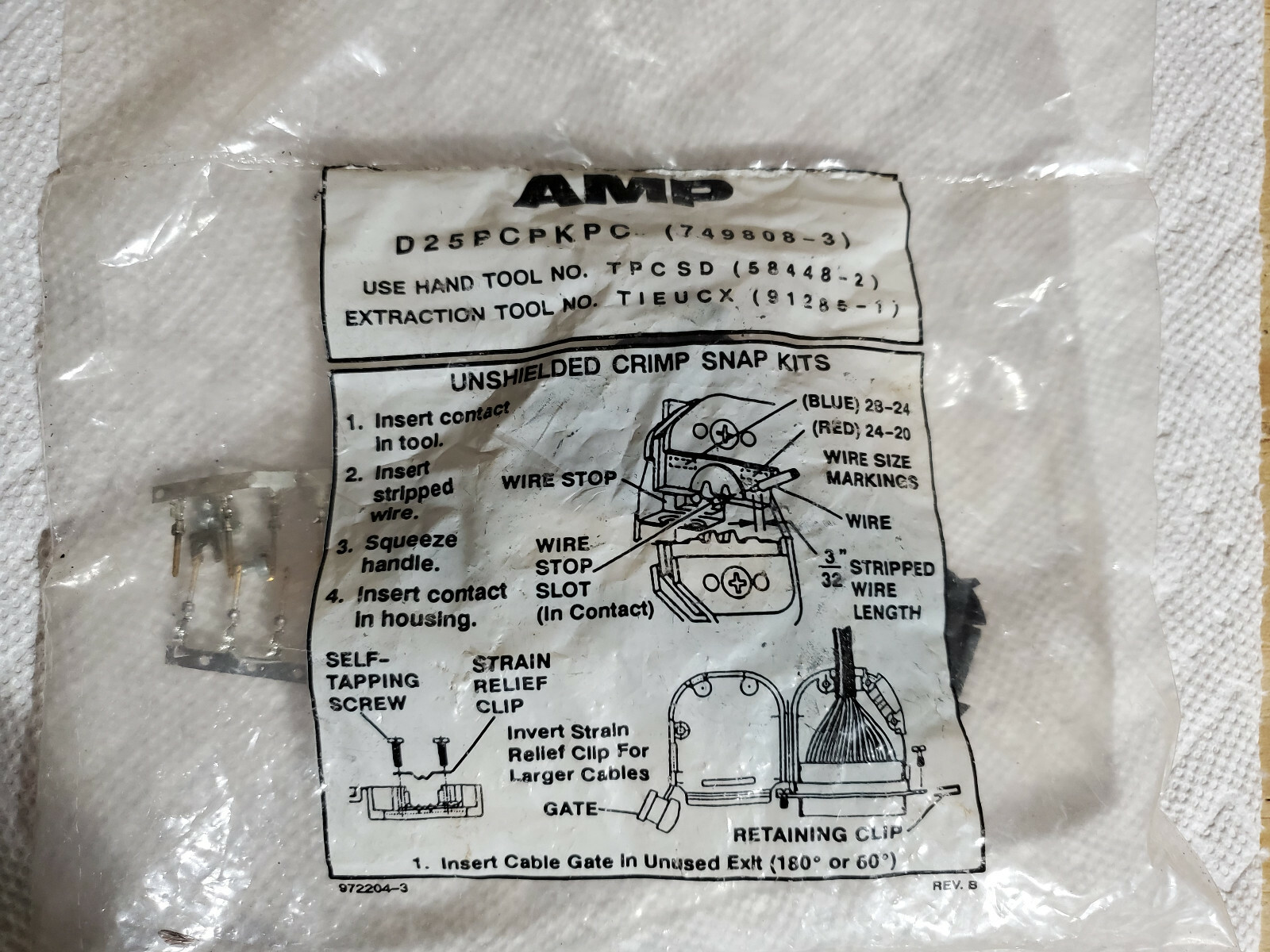 AMP D25PCPKPC Unshielded Crimp Snap Kit