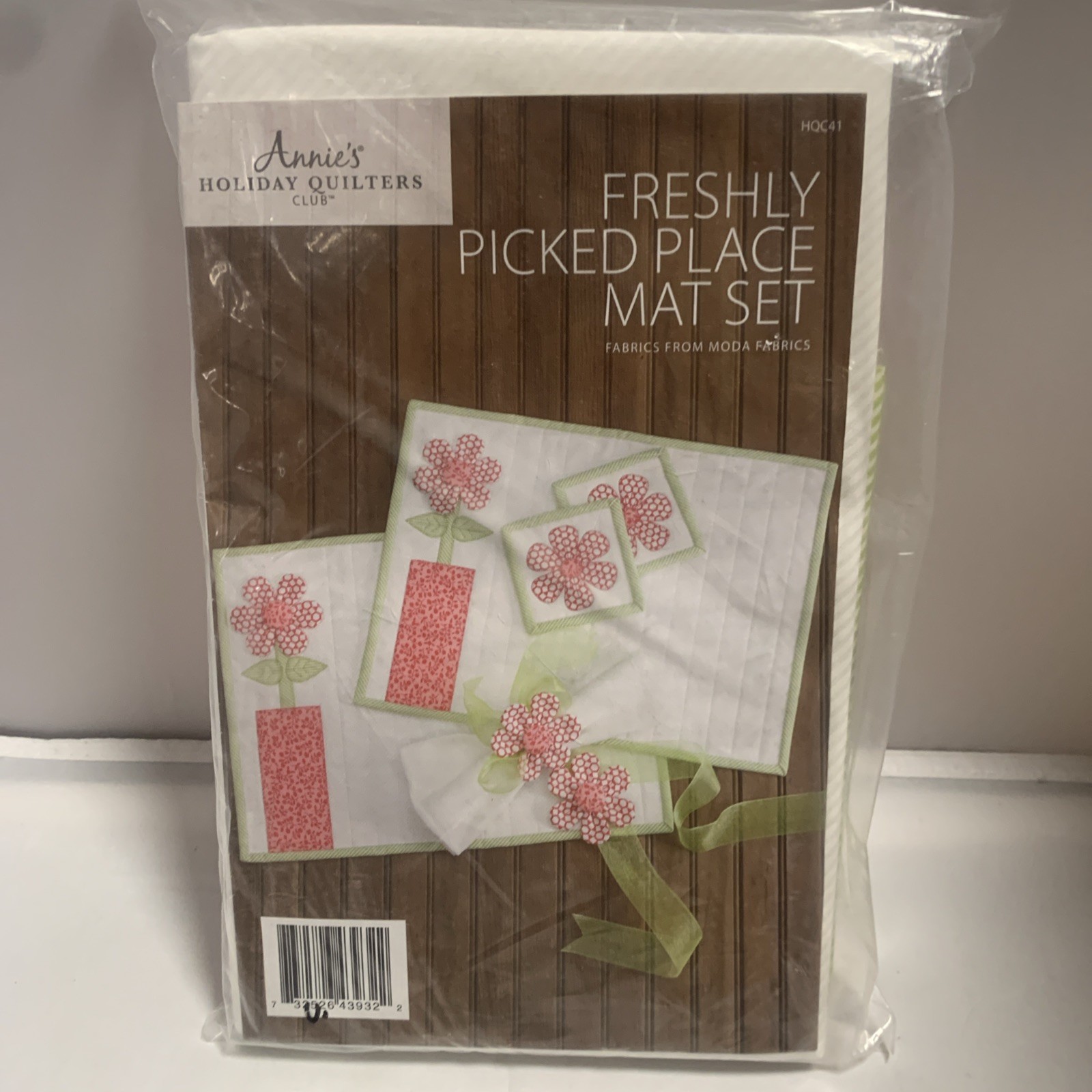 Annie's Holiday Quilters Club Freshly Picked Place Mats W/Fabric Material Moda