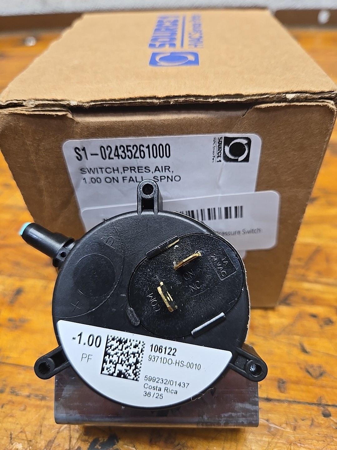 SWITCH PRES AIR S1-02435261000