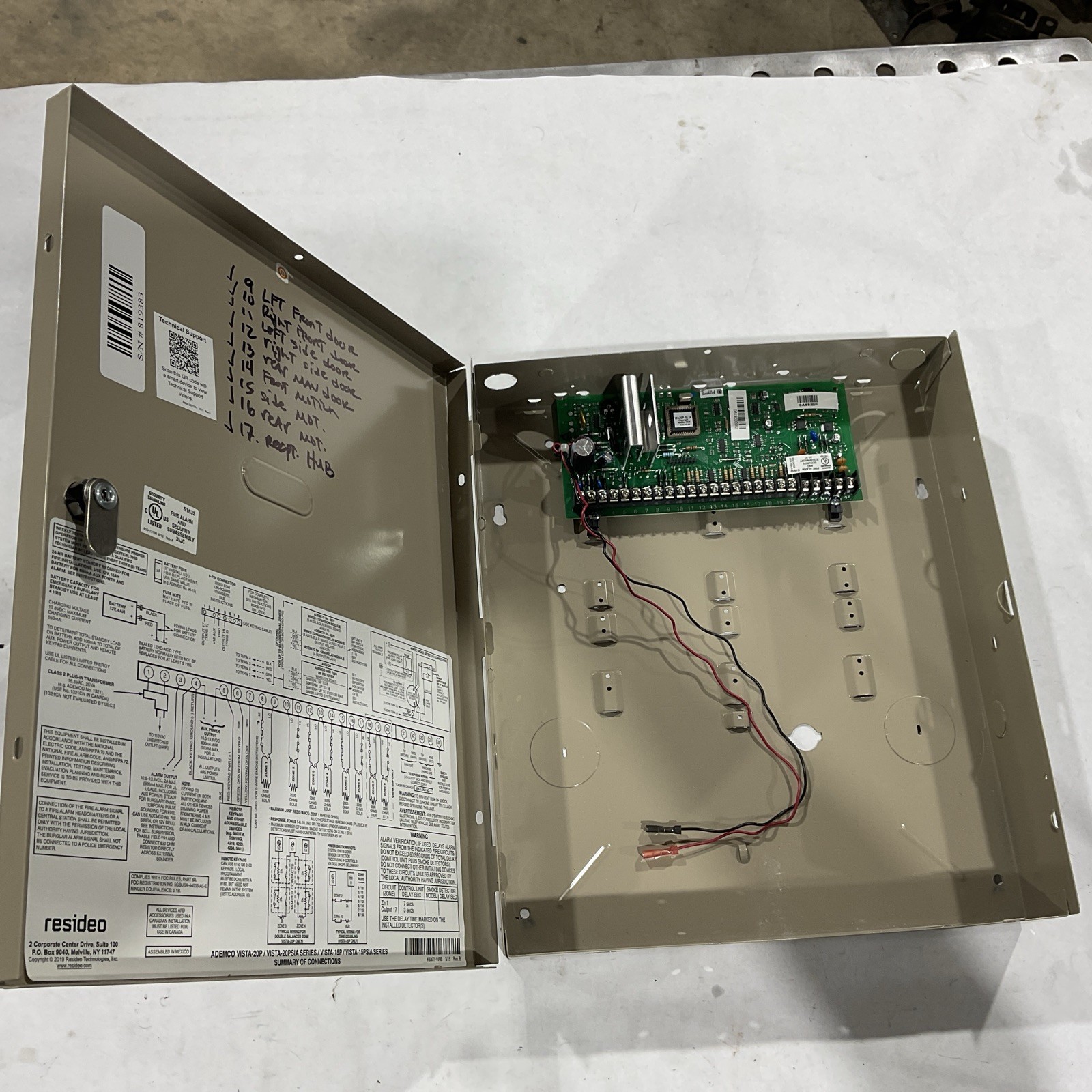 Honeywell Home Resideo VISTA-20P Security Control Panel